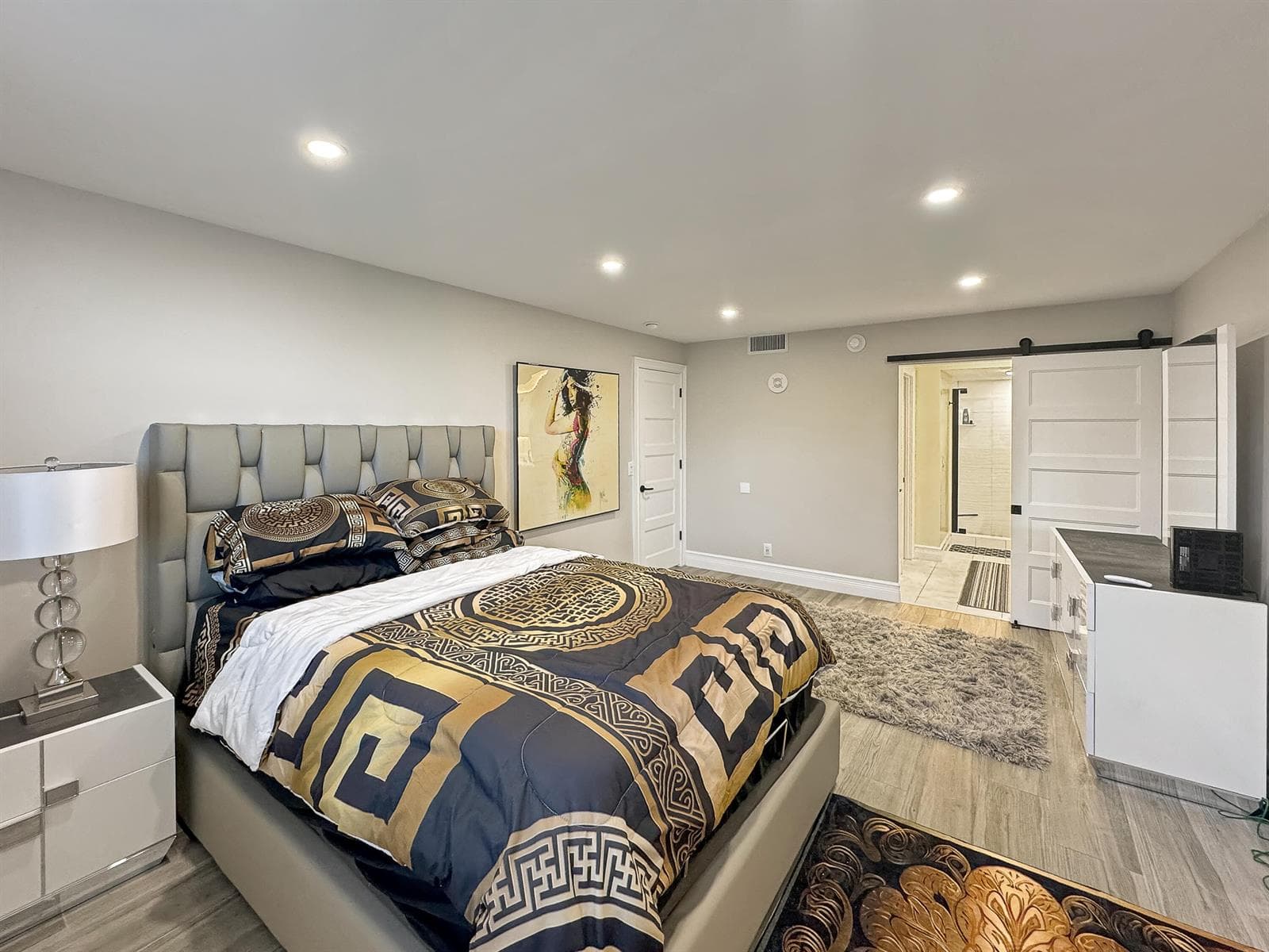 2000 S Ocean Blvd. Cayla Interior Photos