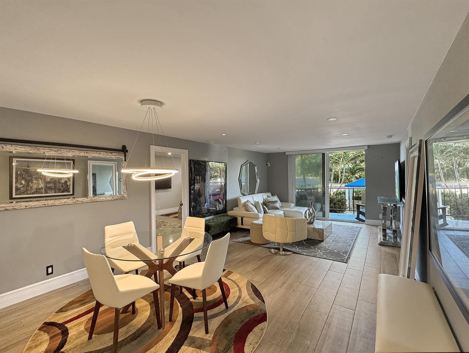 2000 S Ocean Blvd. Cayla Interior Photos