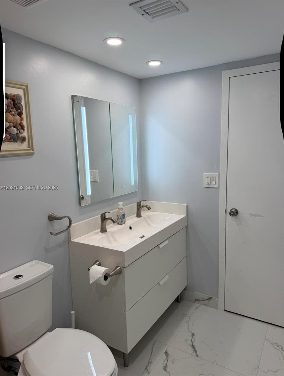 Parker tower condo · #1003 in Hallandale Beach - Photo 6