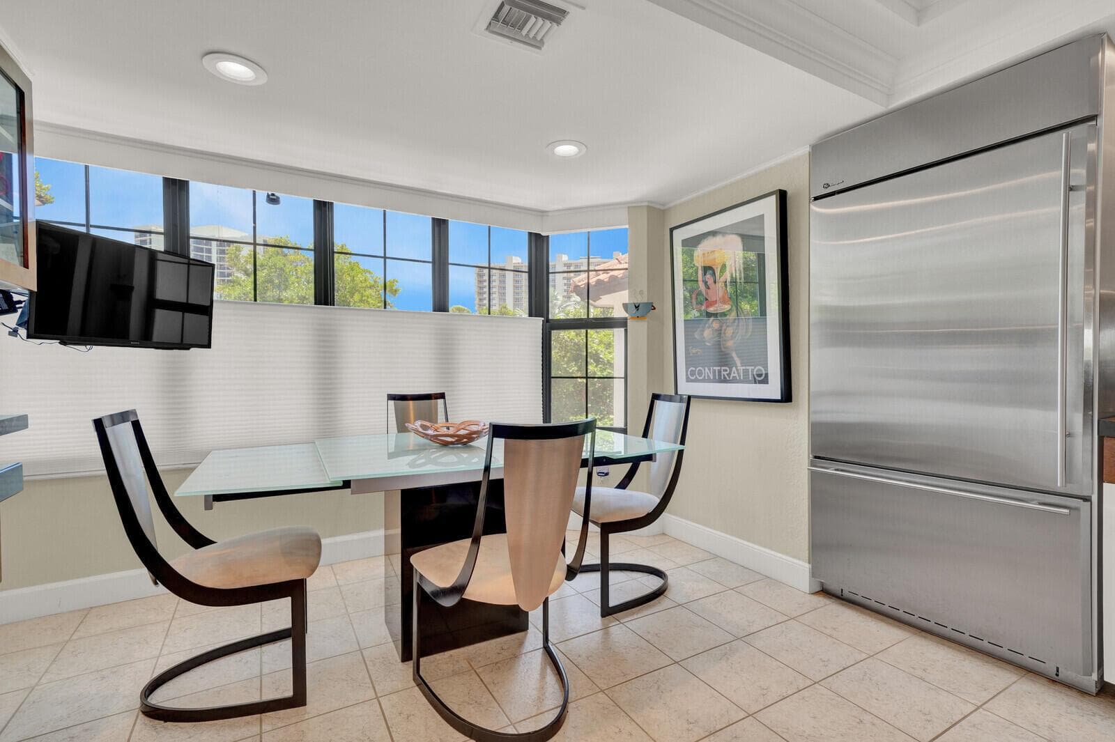 OPEN GOURMET QUARTZITE KITCHEN