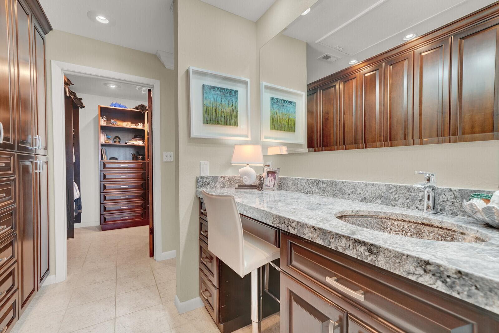 MASTER BATH