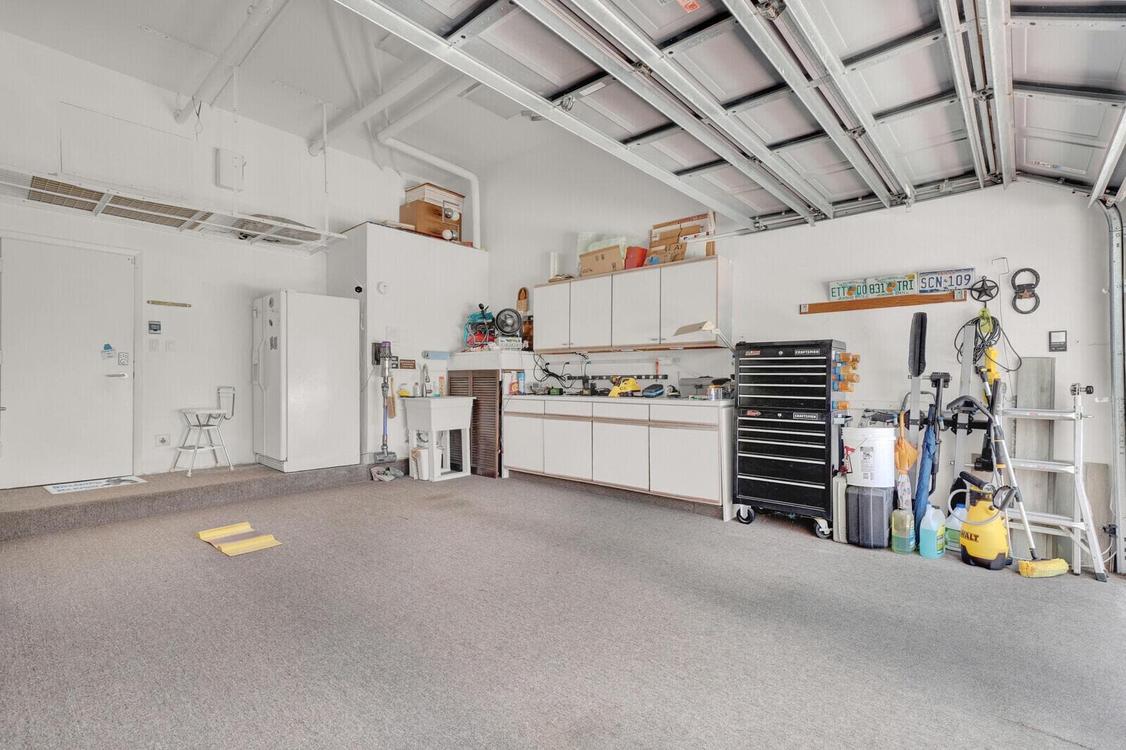 2-GARAGE