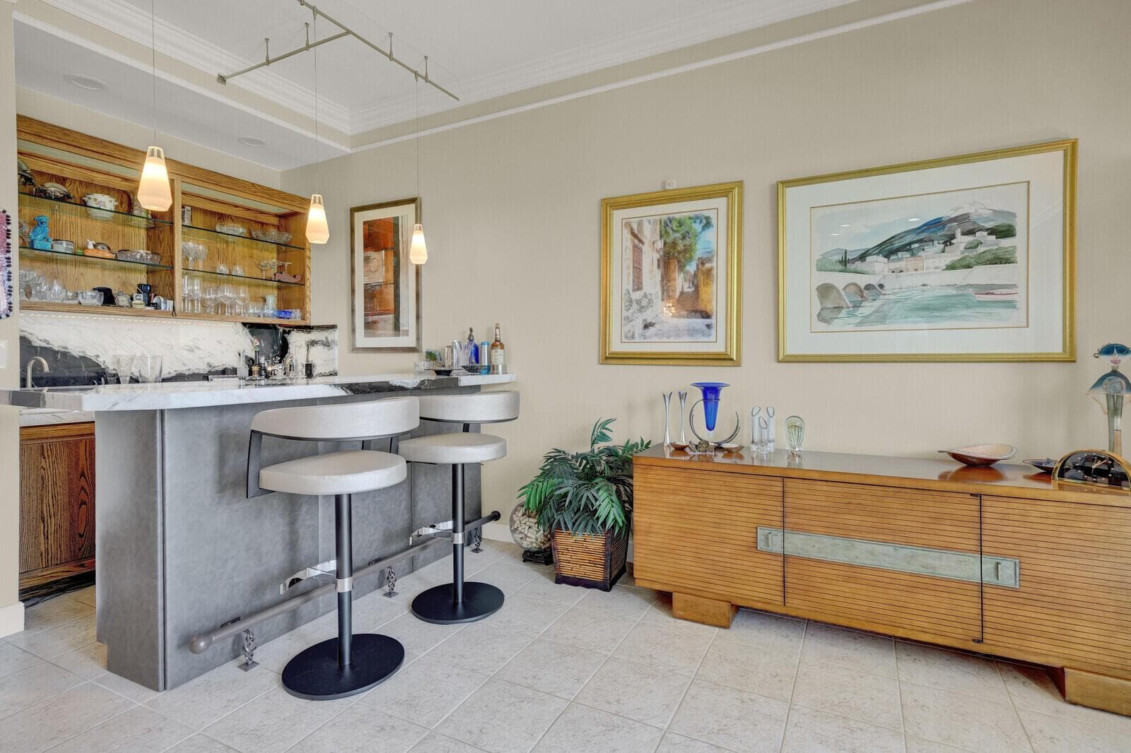 LIVING ROOM QUARTZITE BAR