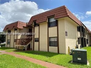 LAGO GRANDE · #13-21 in Hialeah - Photo 16