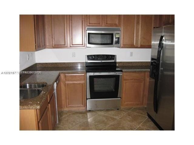 MAJORCA ISLES II CONDO · #1-19 in Miami Gardens - Photo 3