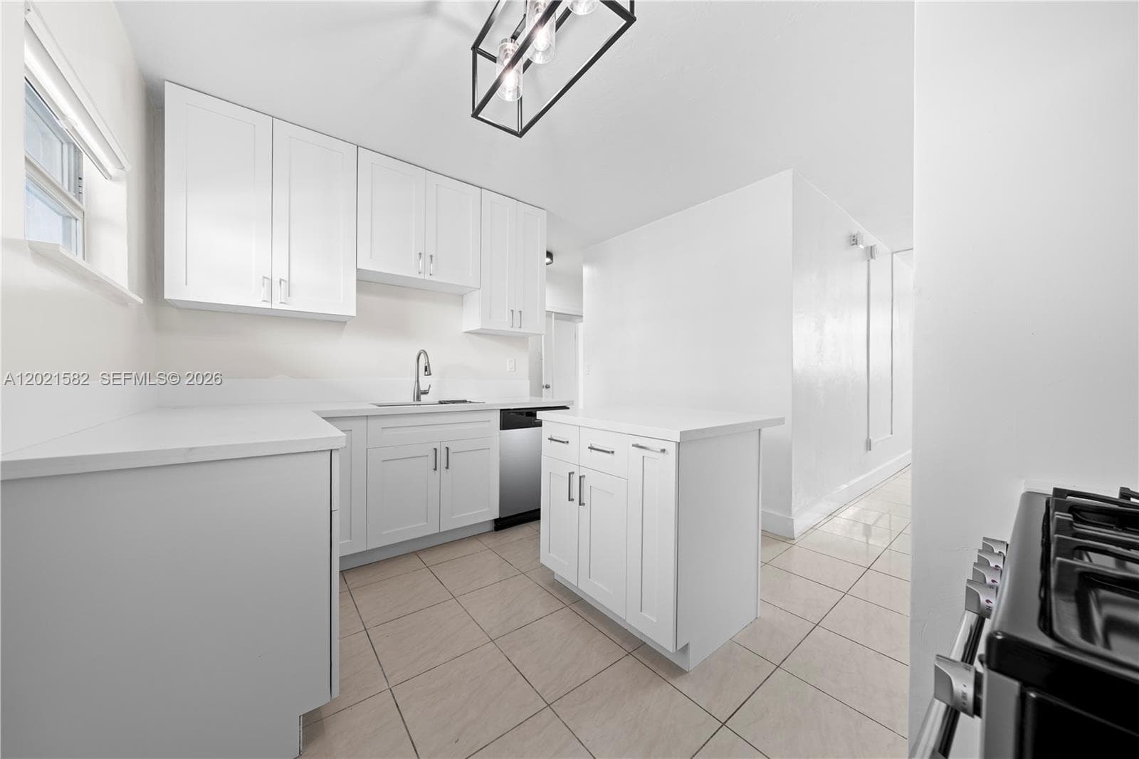 LINCOLN TOWERS CONDO · #D204 in Miami Beach - Photo 5