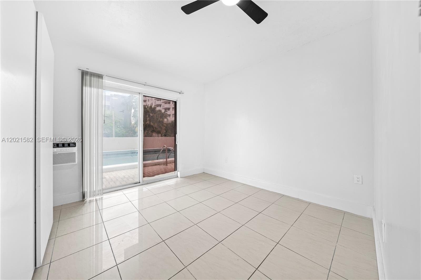 LINCOLN TOWERS CONDO · #D204 in Miami Beach - Photo 8