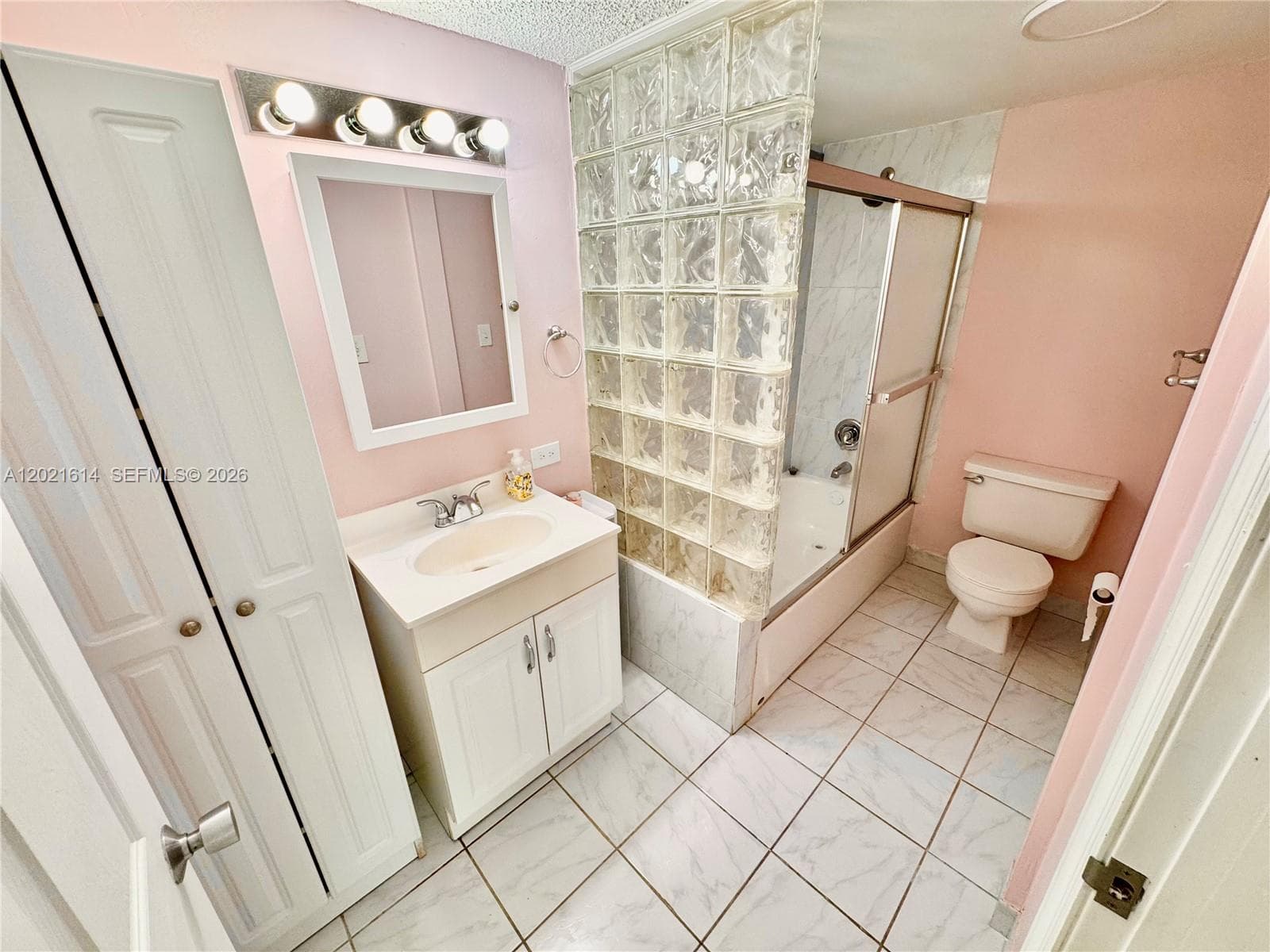 PLAZA OF AMERICAS CONDO · #117 in Sunny Isles Beach - Photo 17
