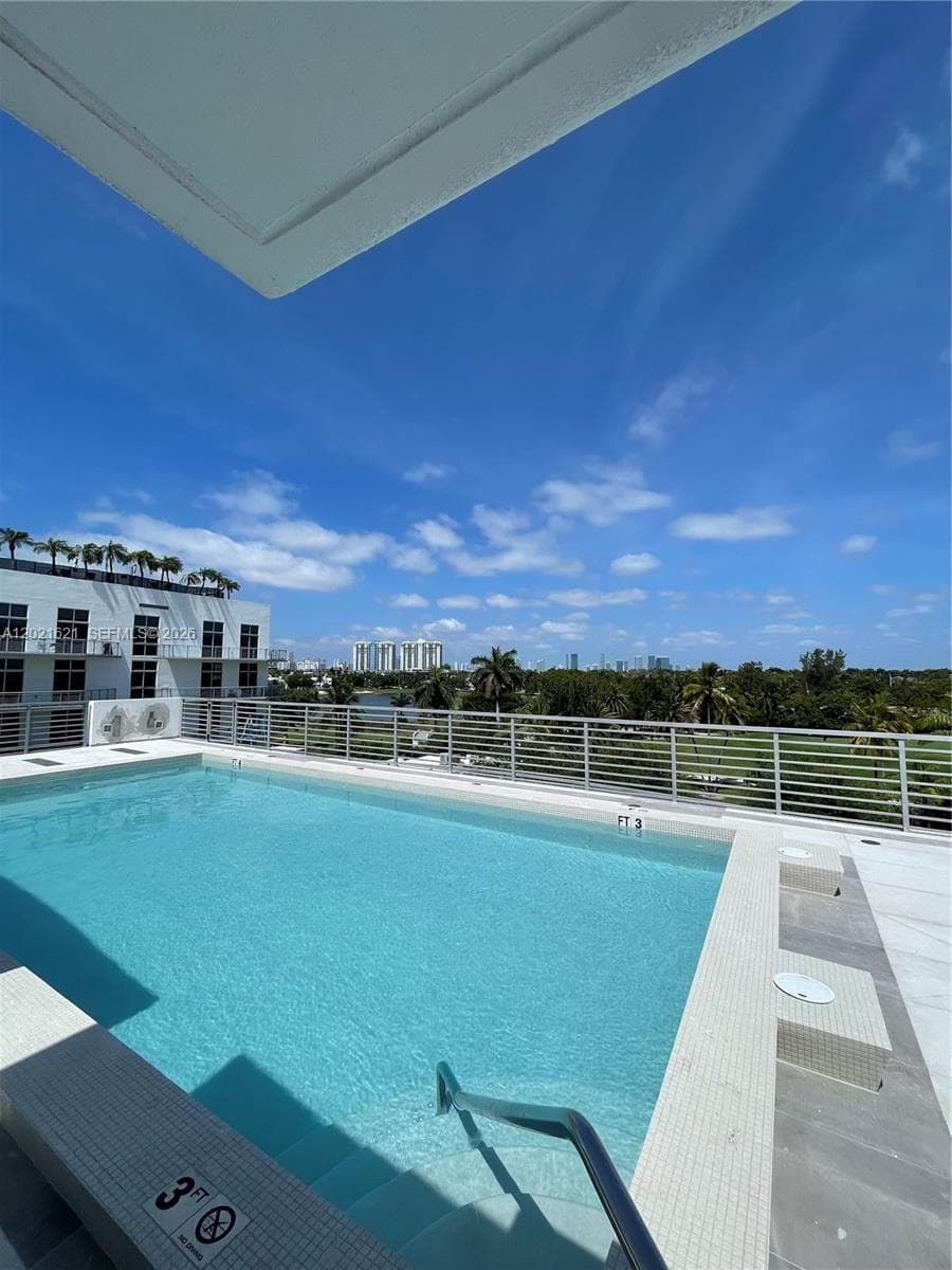 MID GOLF SUB · #6 in Miami Beach - Photo 27