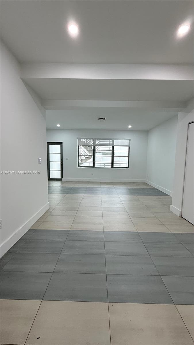 MID GOLF SUB · #6 in Miami Beach - Photo 11