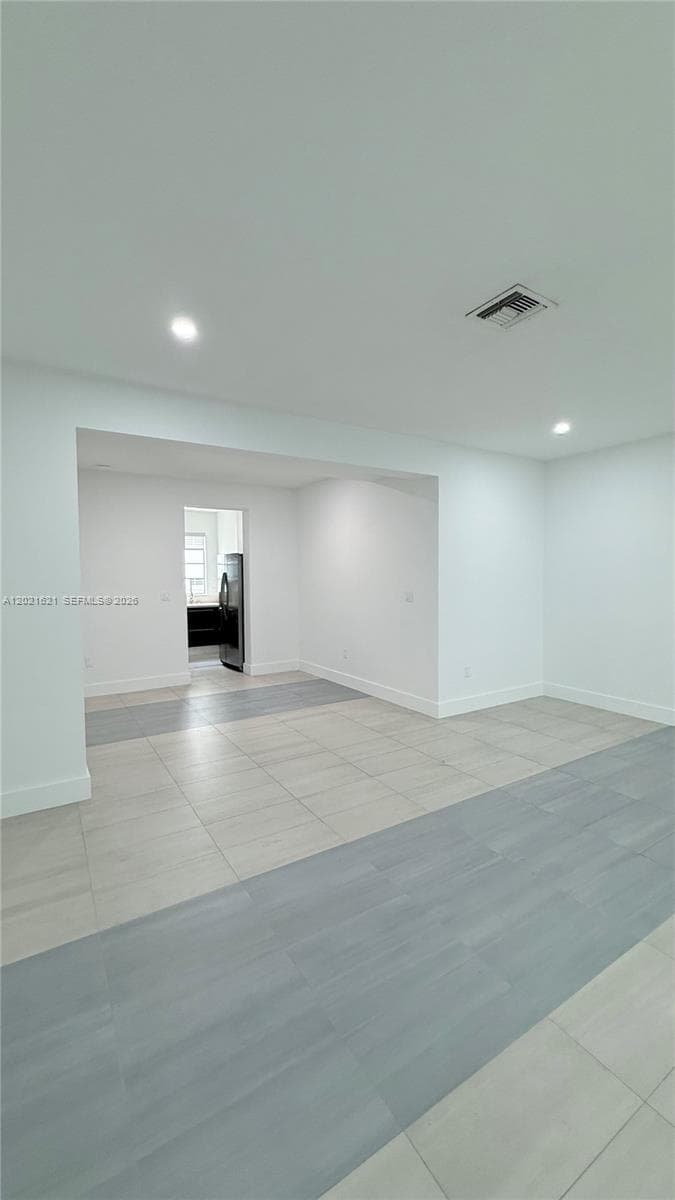 MID GOLF SUB · #6 in Miami Beach - Photo 4