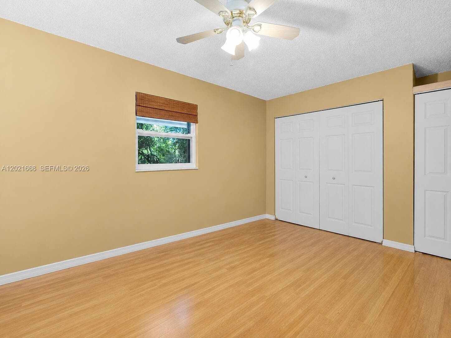 323 Bay View Ave photo 61