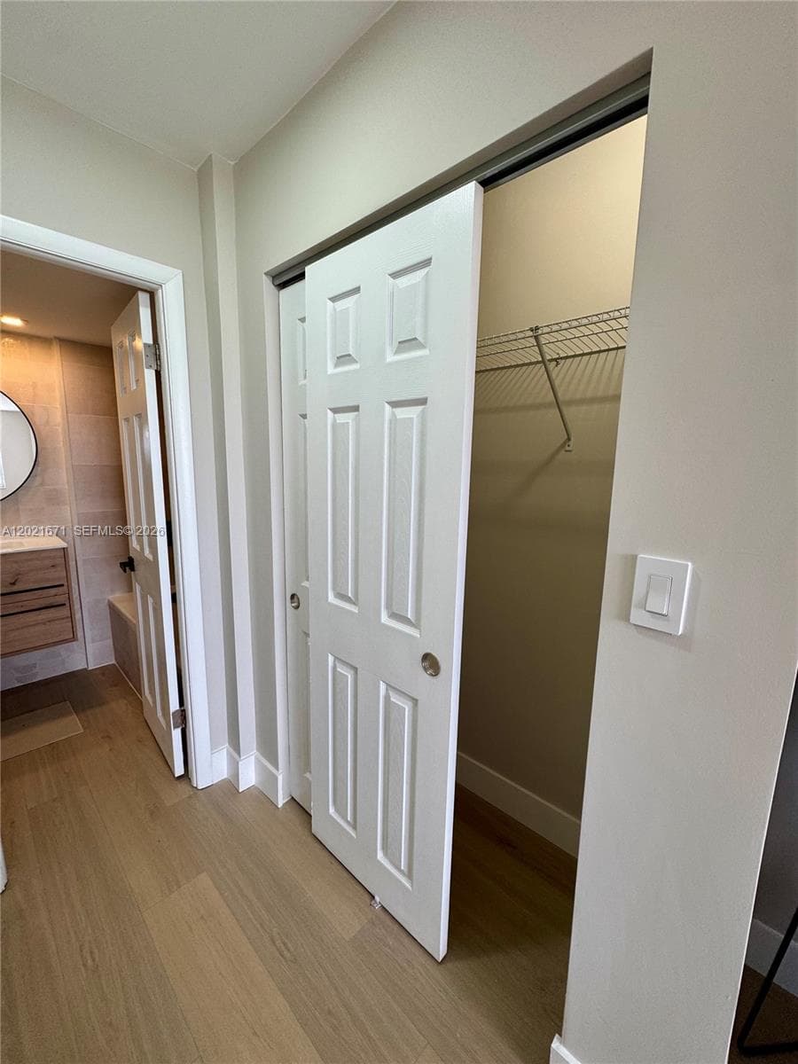 ADMIRALS PORT CONDO · #1607E in Aventura - Photo 28