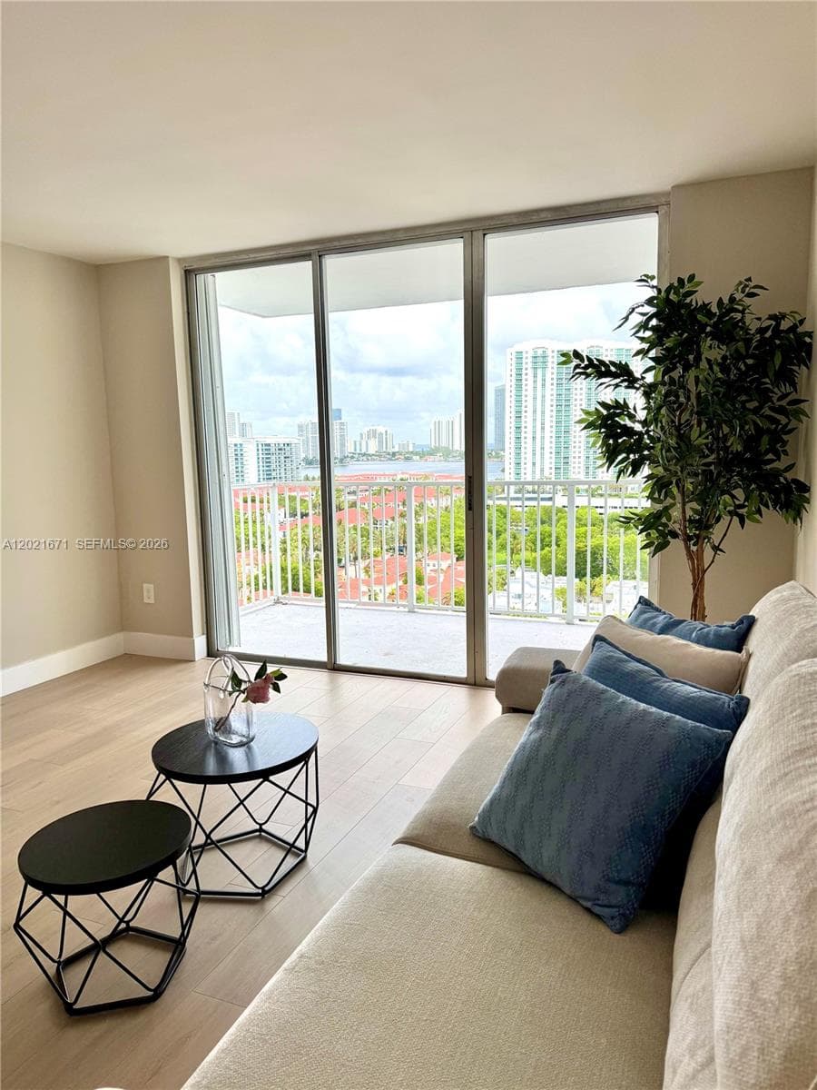 ADMIRALS PORT CONDO · #1607E in Aventura - Photo 14