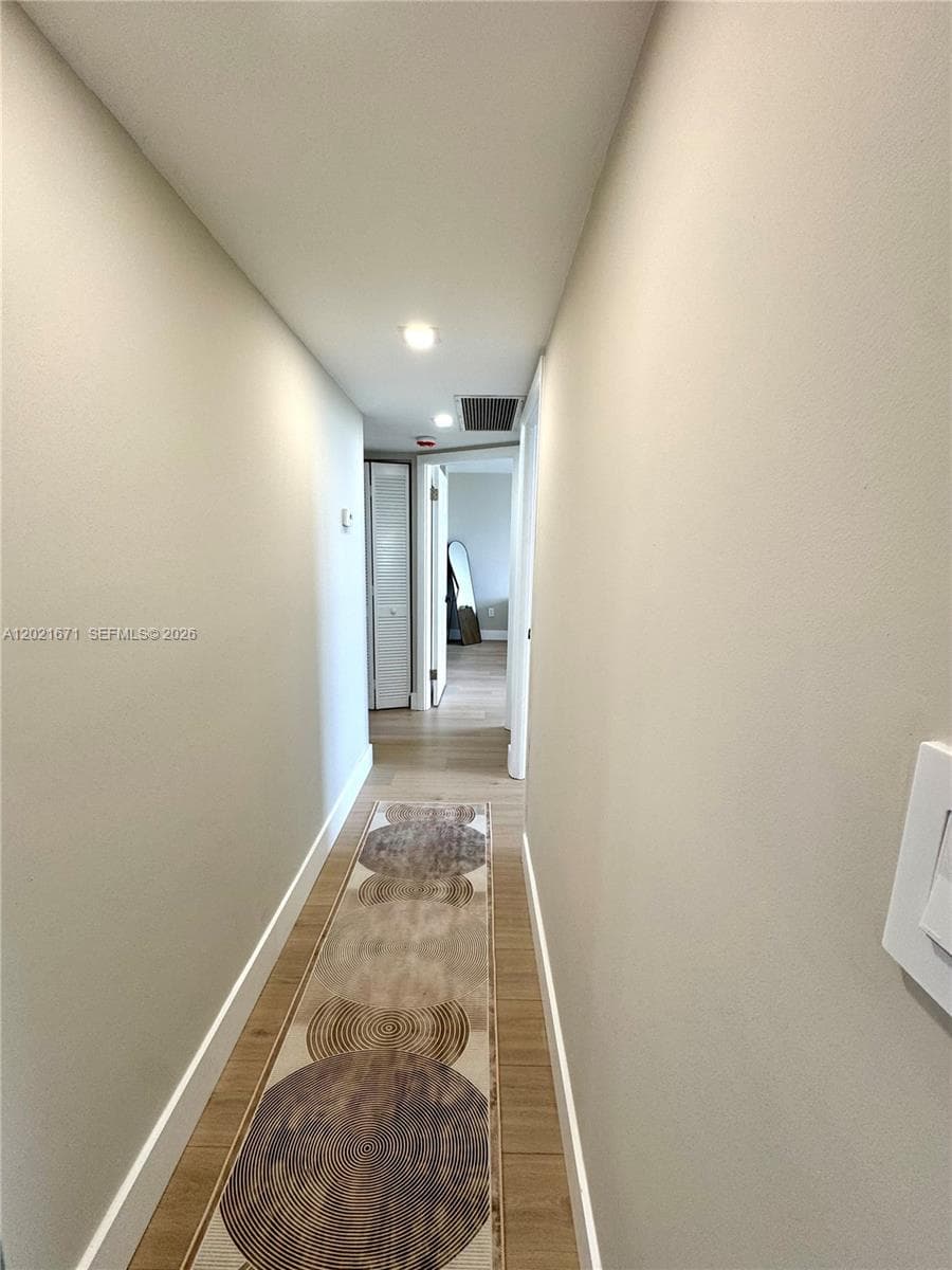 ADMIRALS PORT CONDO · #1607E in Aventura - Photo 18