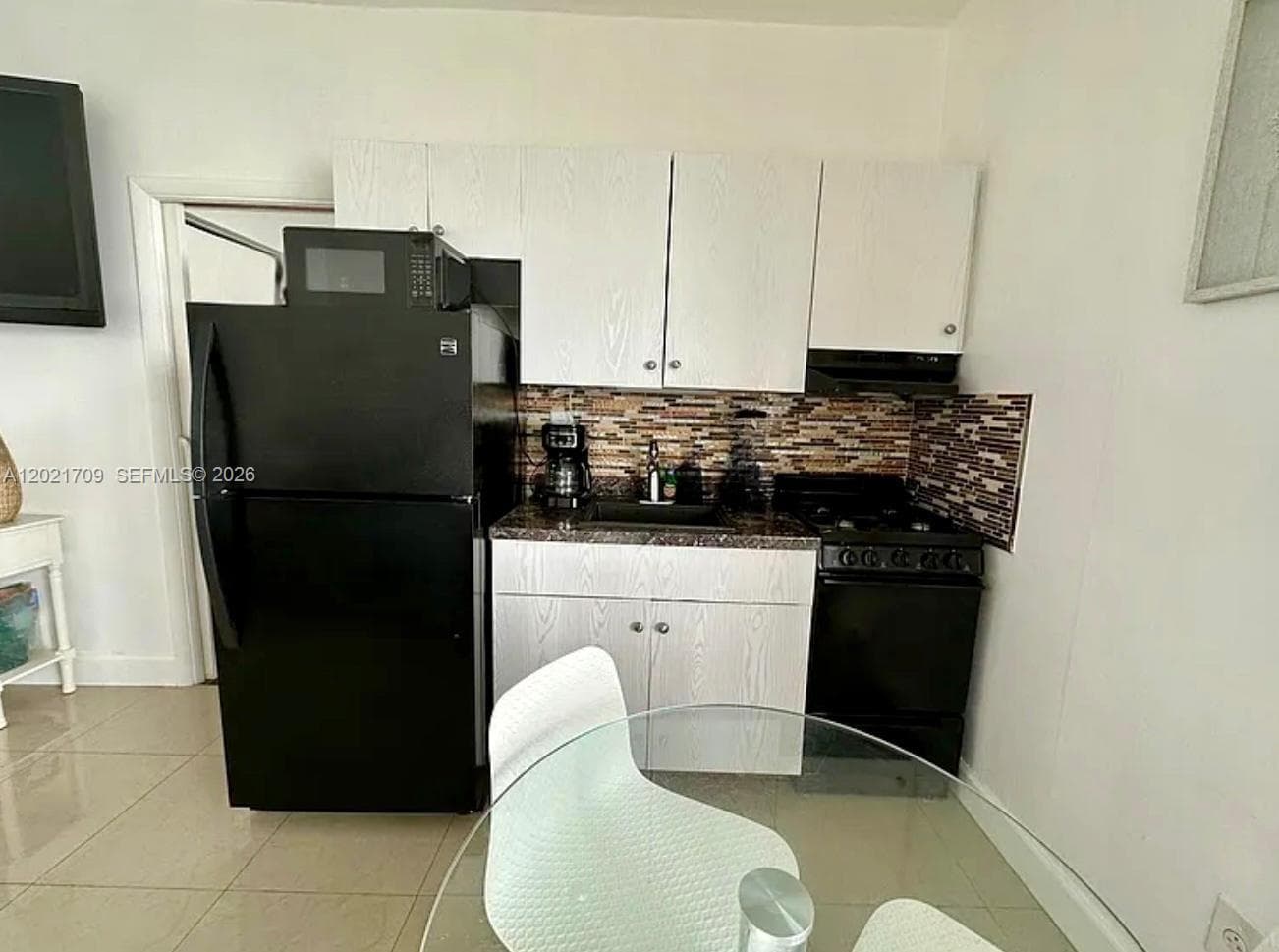 OCEAN VILLAS CONDO · #S-306 in Miami Beach - Photo 4