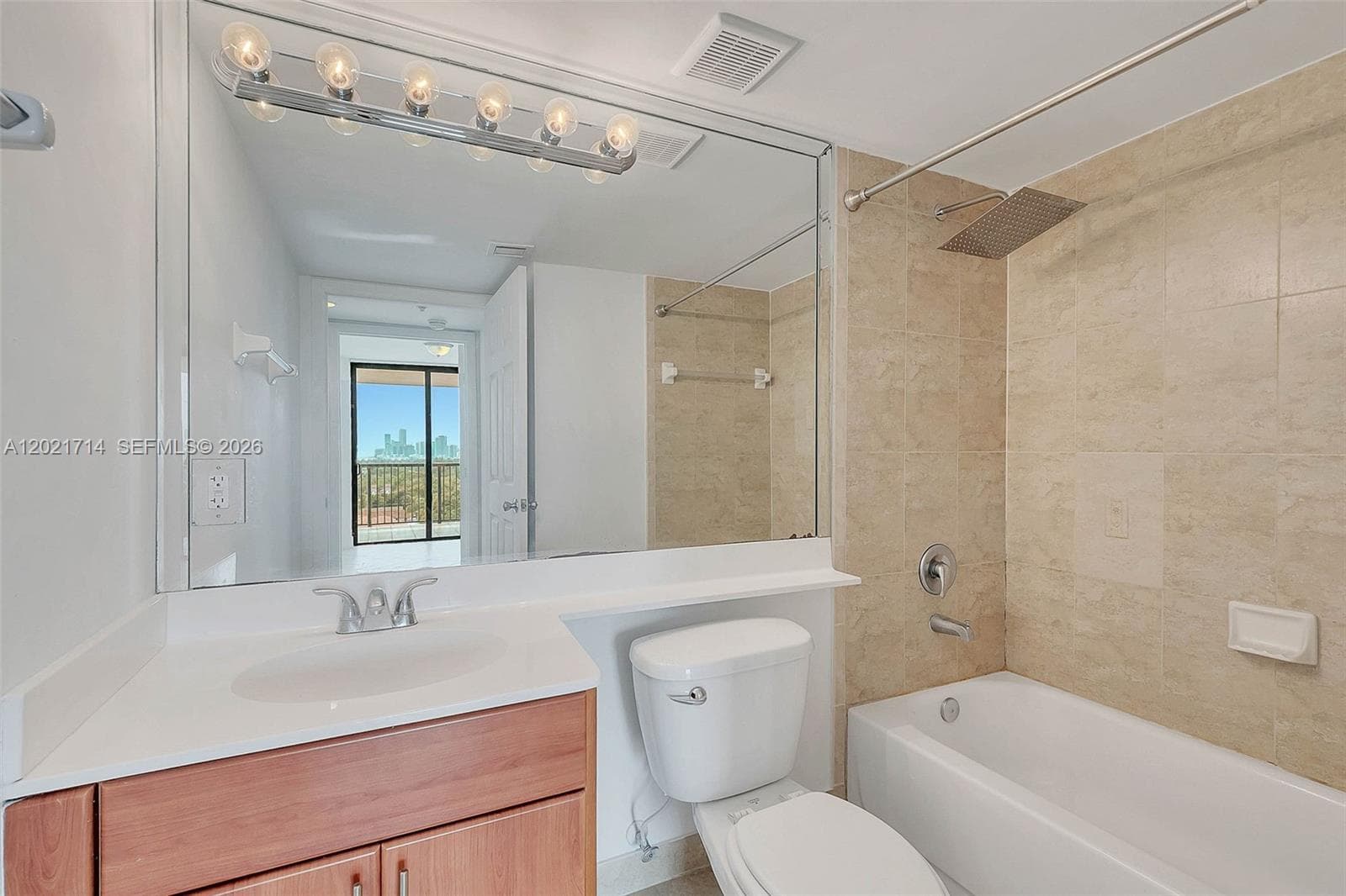 CORAL POINTE CONDO · #805 in Miami - Photo 20