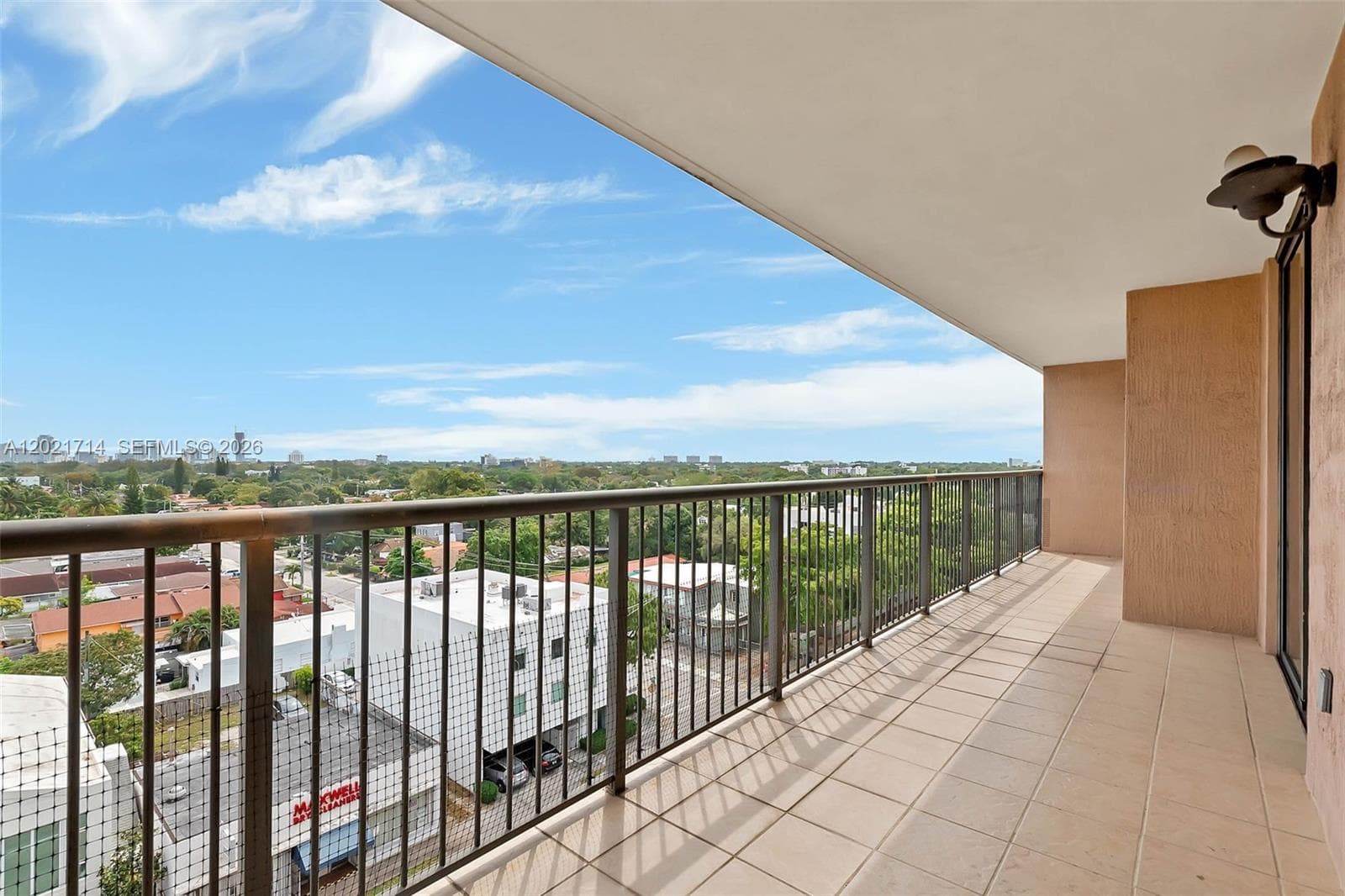 CORAL POINTE CONDO · #805 in Miami - Photo 9