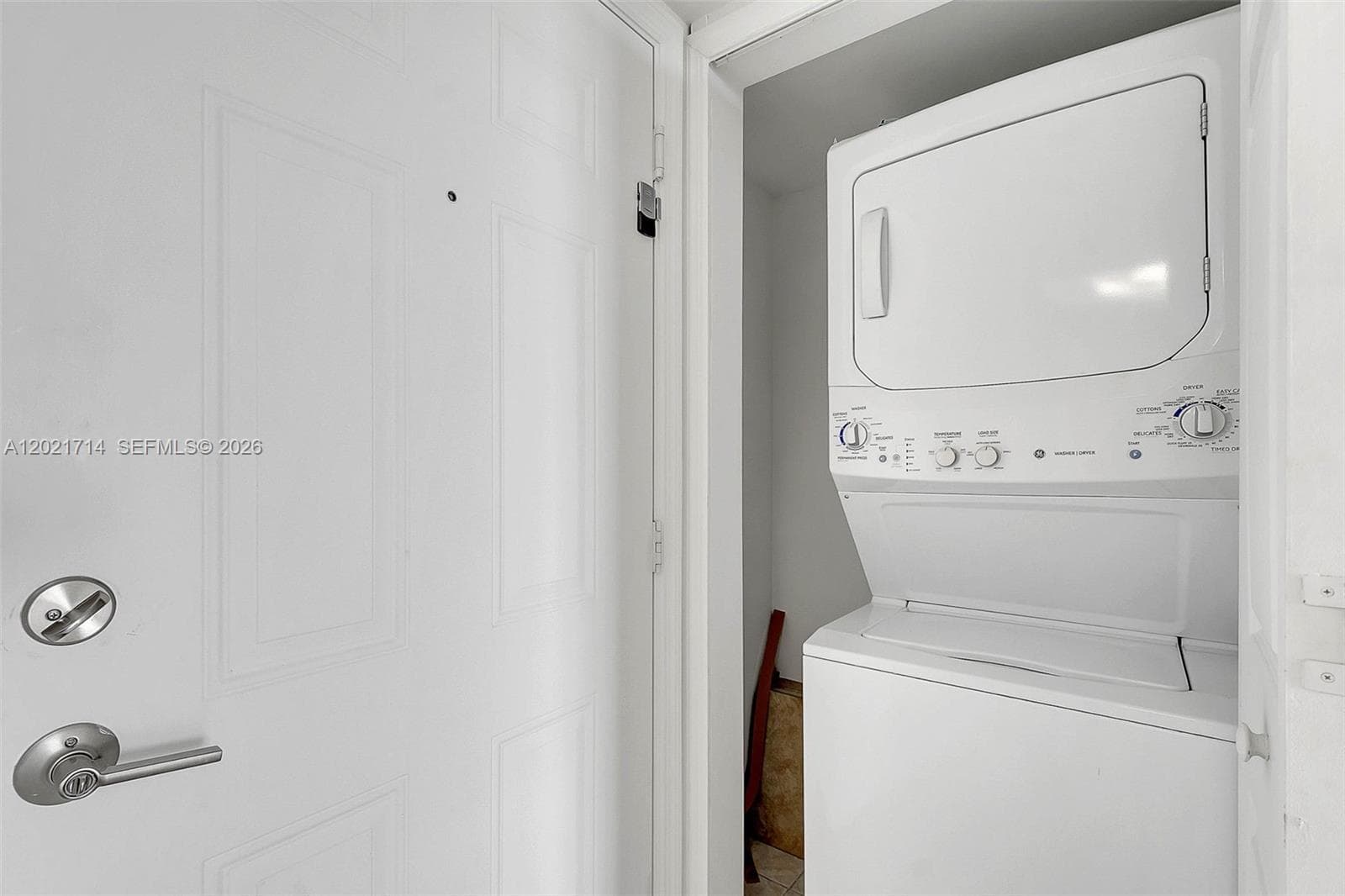 CORAL POINTE CONDO · #805 in Miami - Photo 30