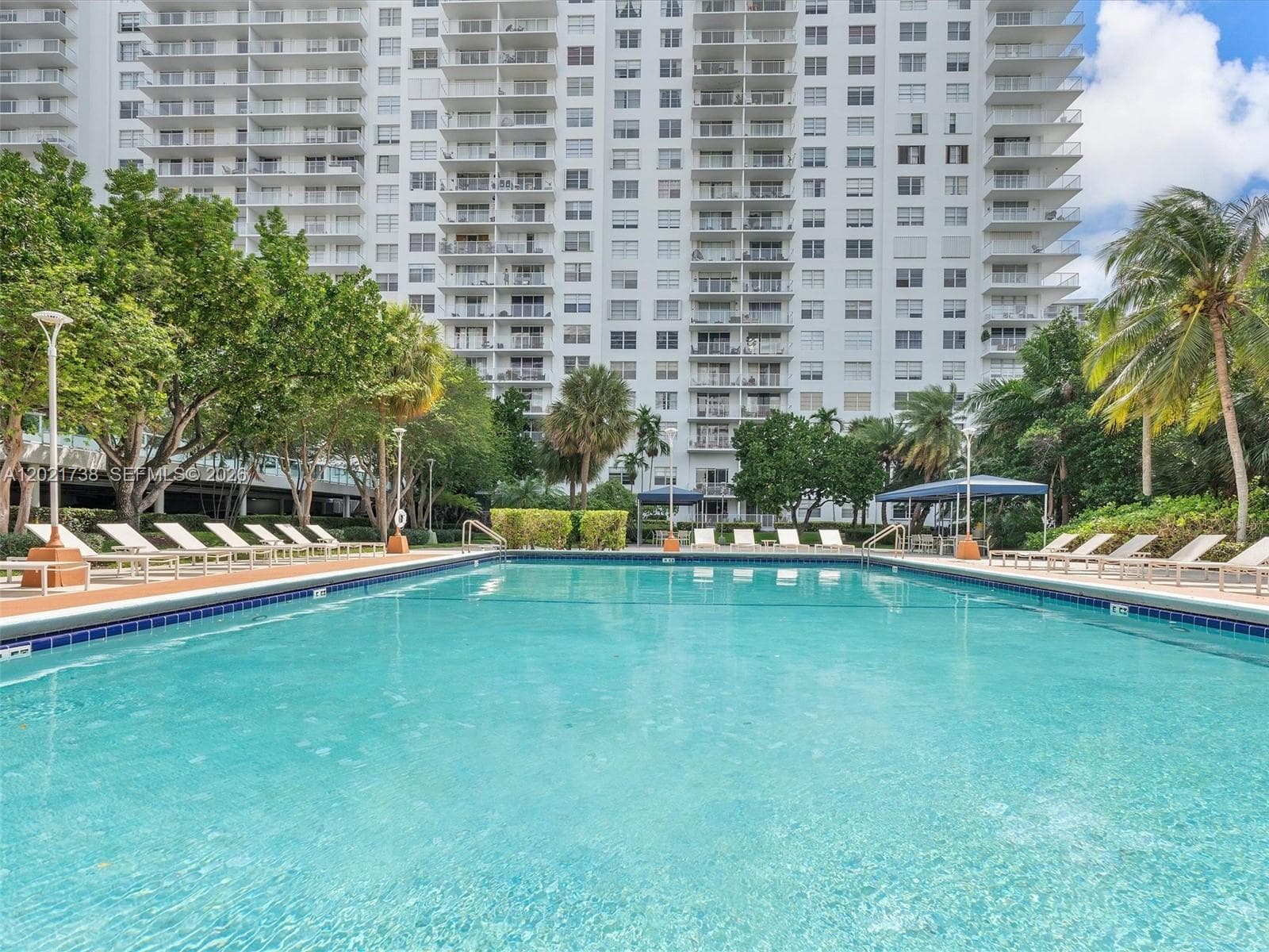 ADMIRALS PORT CONDO · #2112E in Aventura - Photo 17
