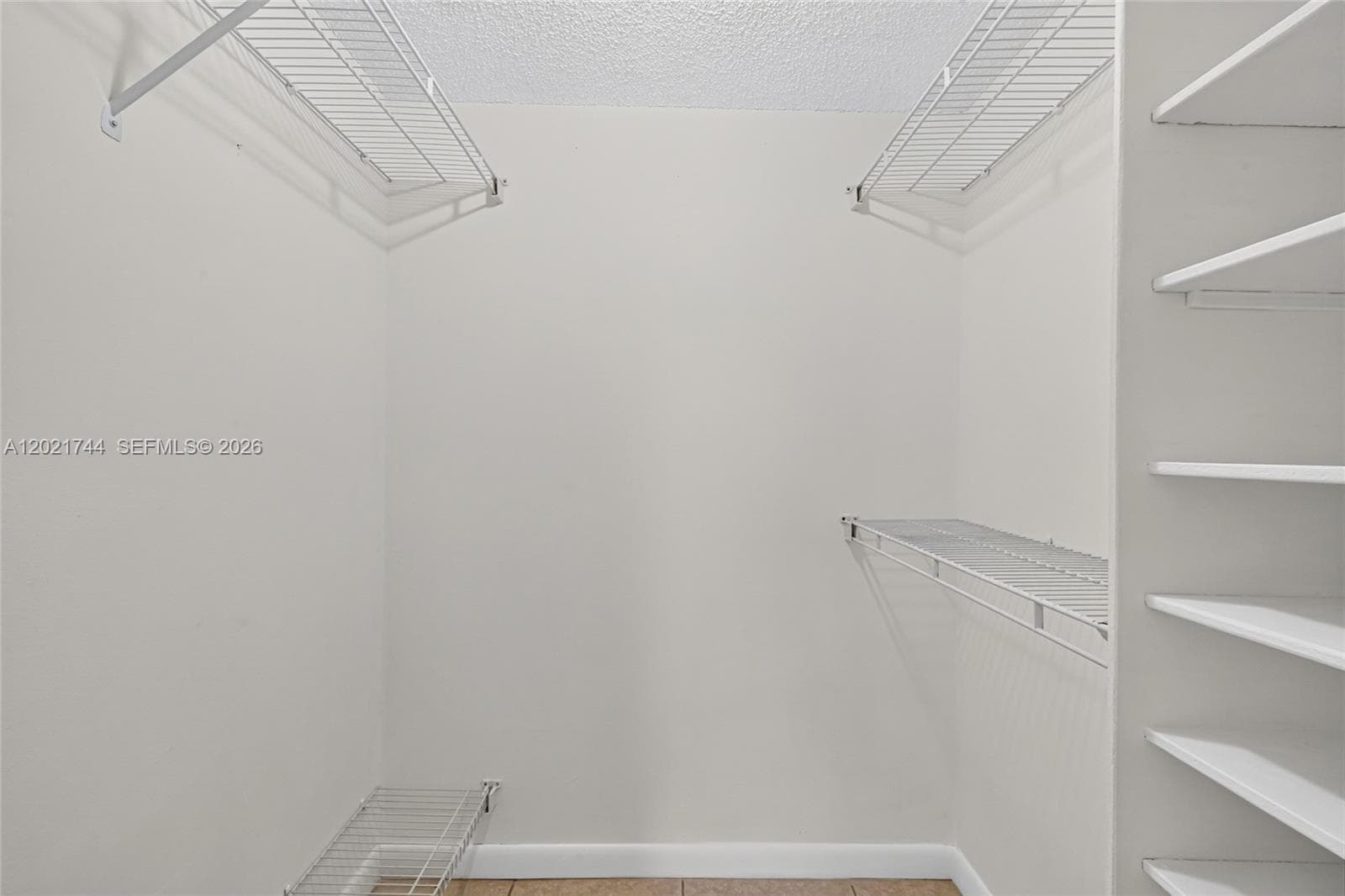 DESOTO PARK · #120 in Hallandale Beach - Photo 19
