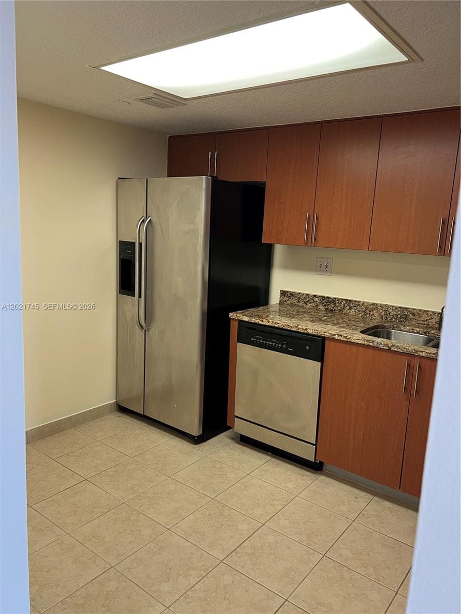 PARC CENTRAL · #616 in Aventura - Photo 7