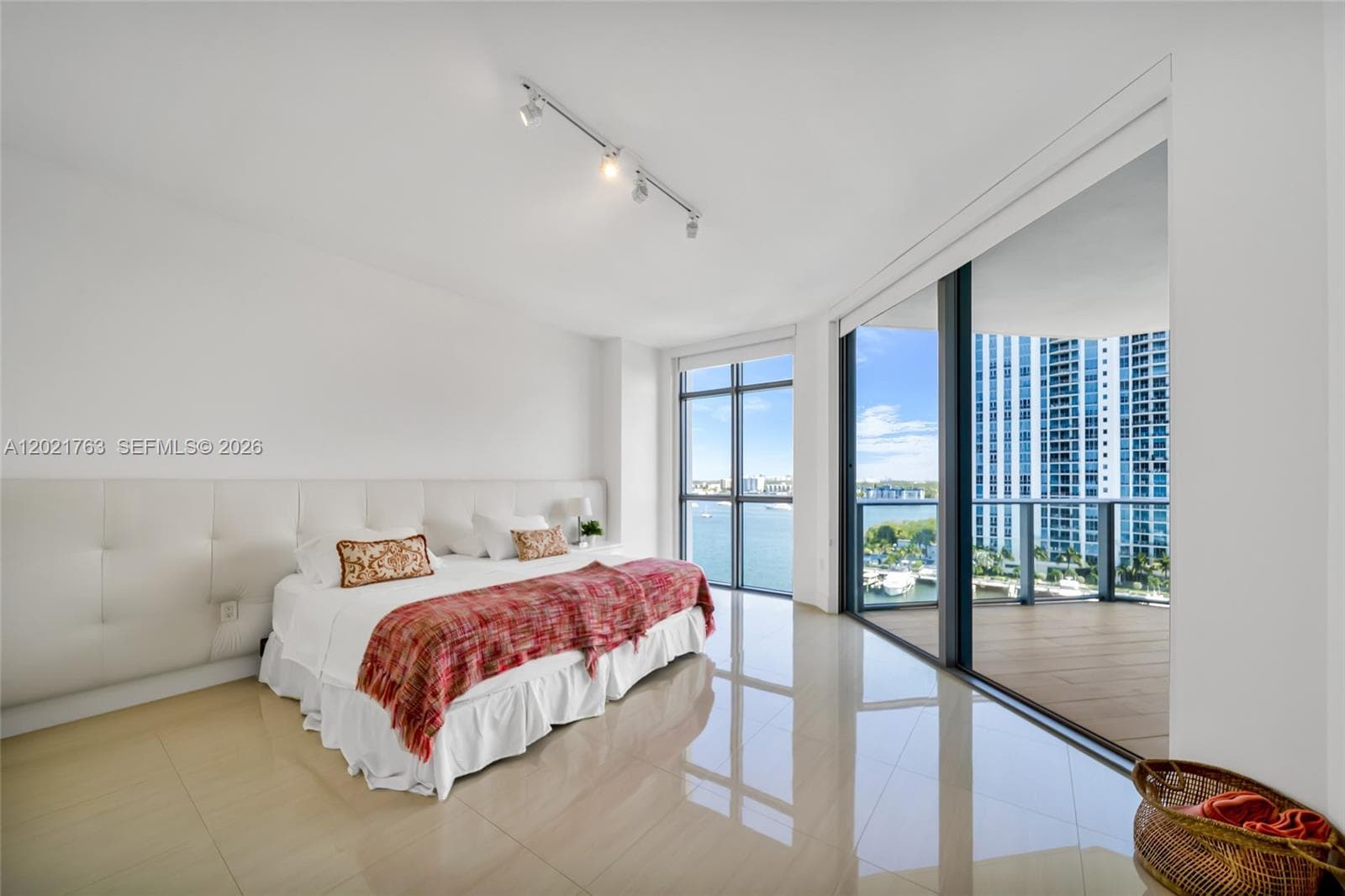 Marina Palms · #907 in North Miami Beach - Photo 25
