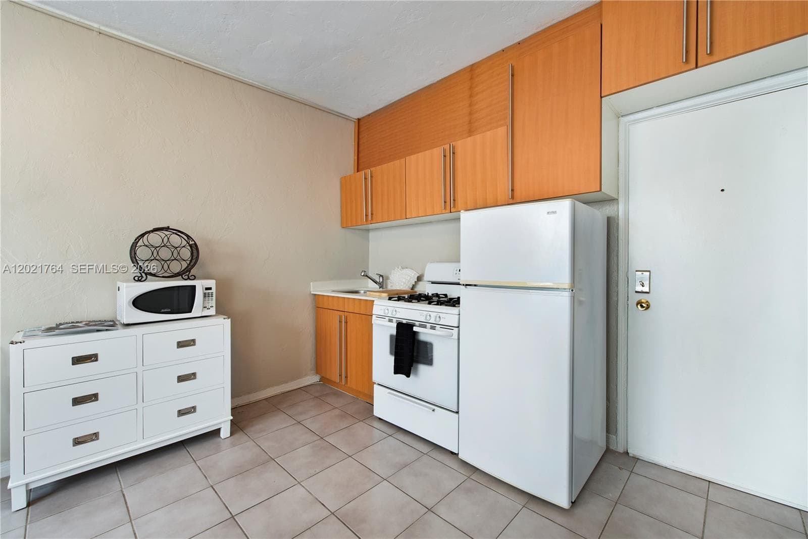 OCEAN VILLAS CONDO · #N-305 in Miami Beach - Photo 6