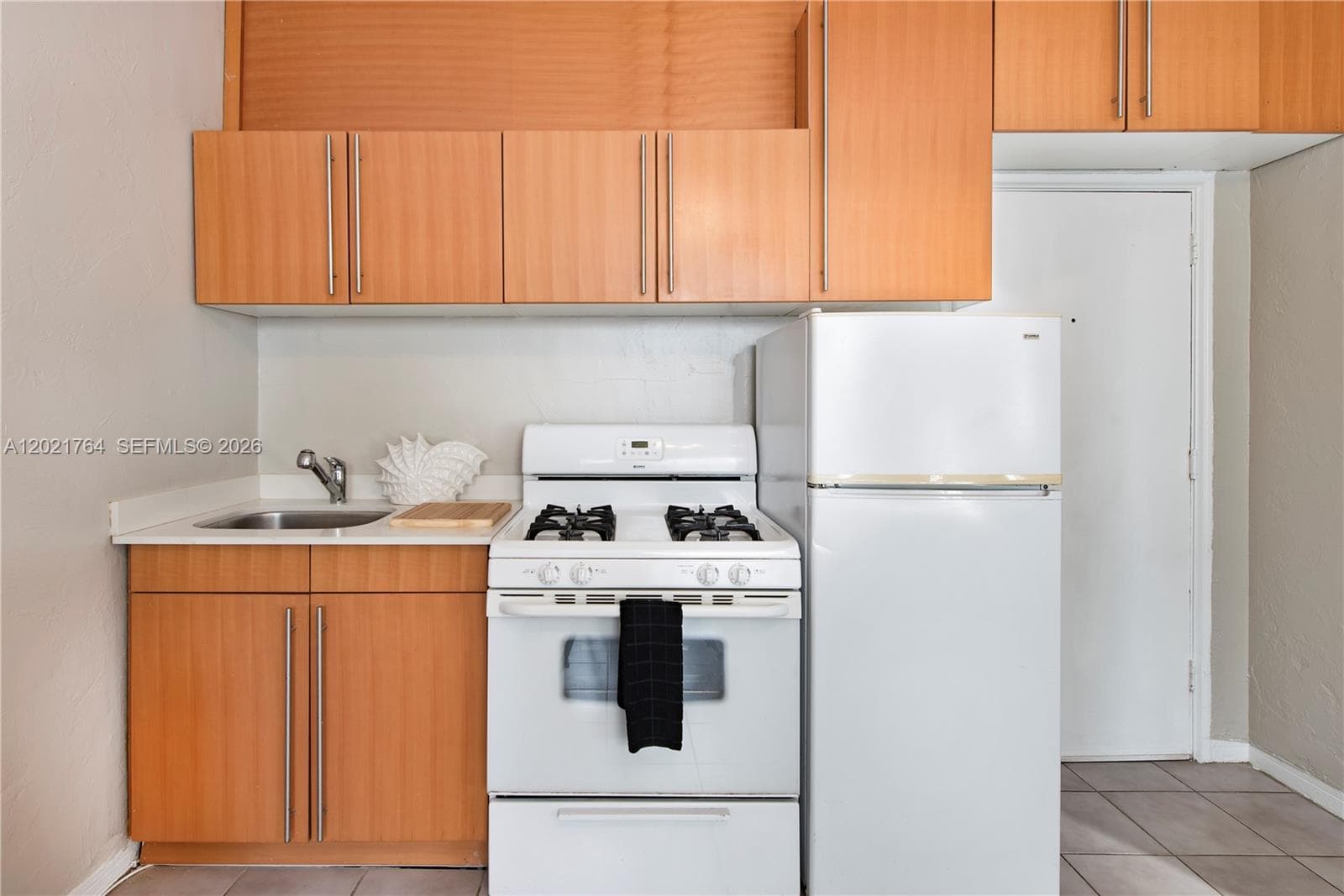 OCEAN VILLAS CONDO · #N-305 in Miami Beach - Photo 7