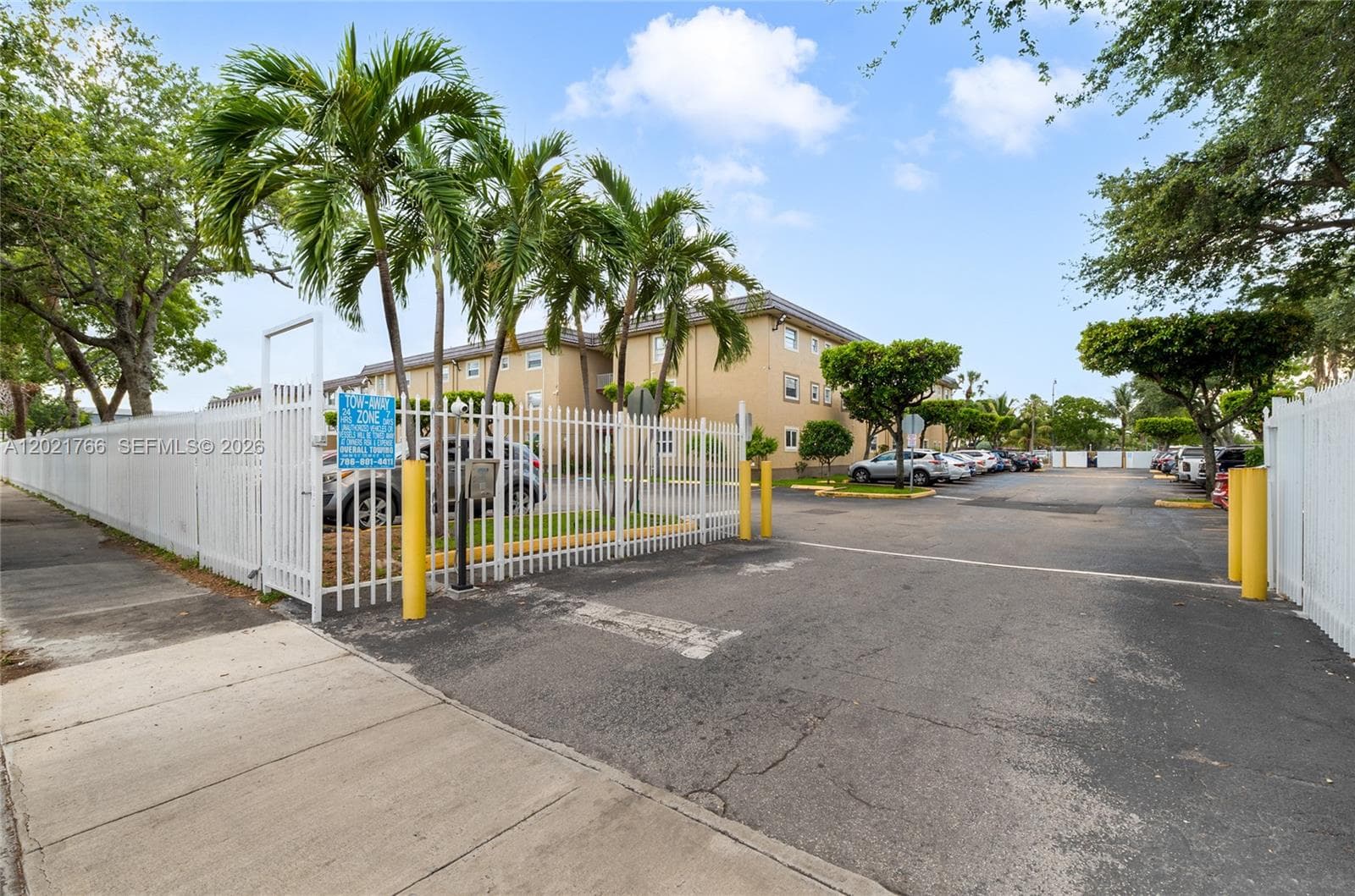 ROYAL PALM GARDENS CONDO · #326 in Hialeah - Photo 7