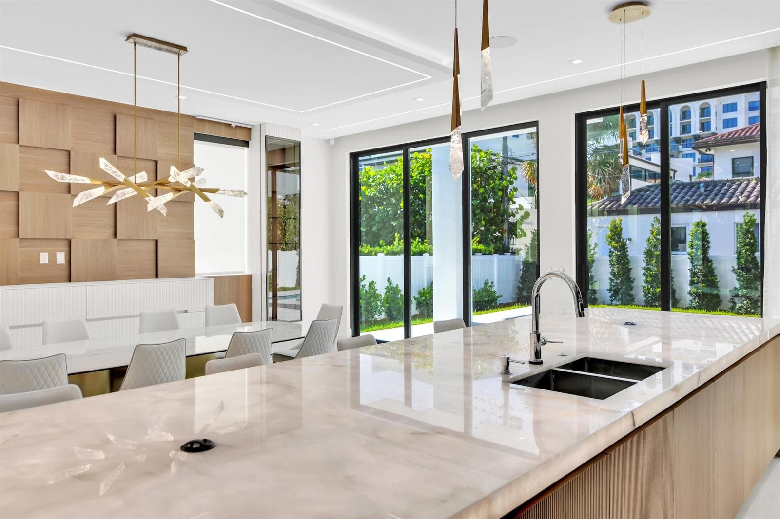 344 NE Second St, Boca Raton 2-39
