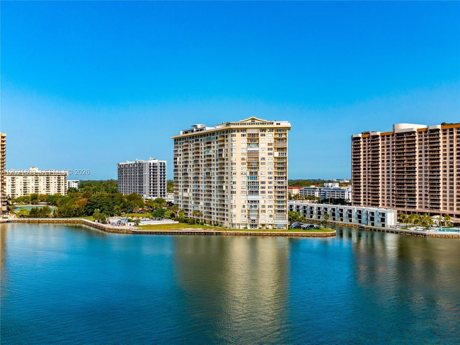 JOCKEY CLUB CONDO · #912 in Miami - Photo 13