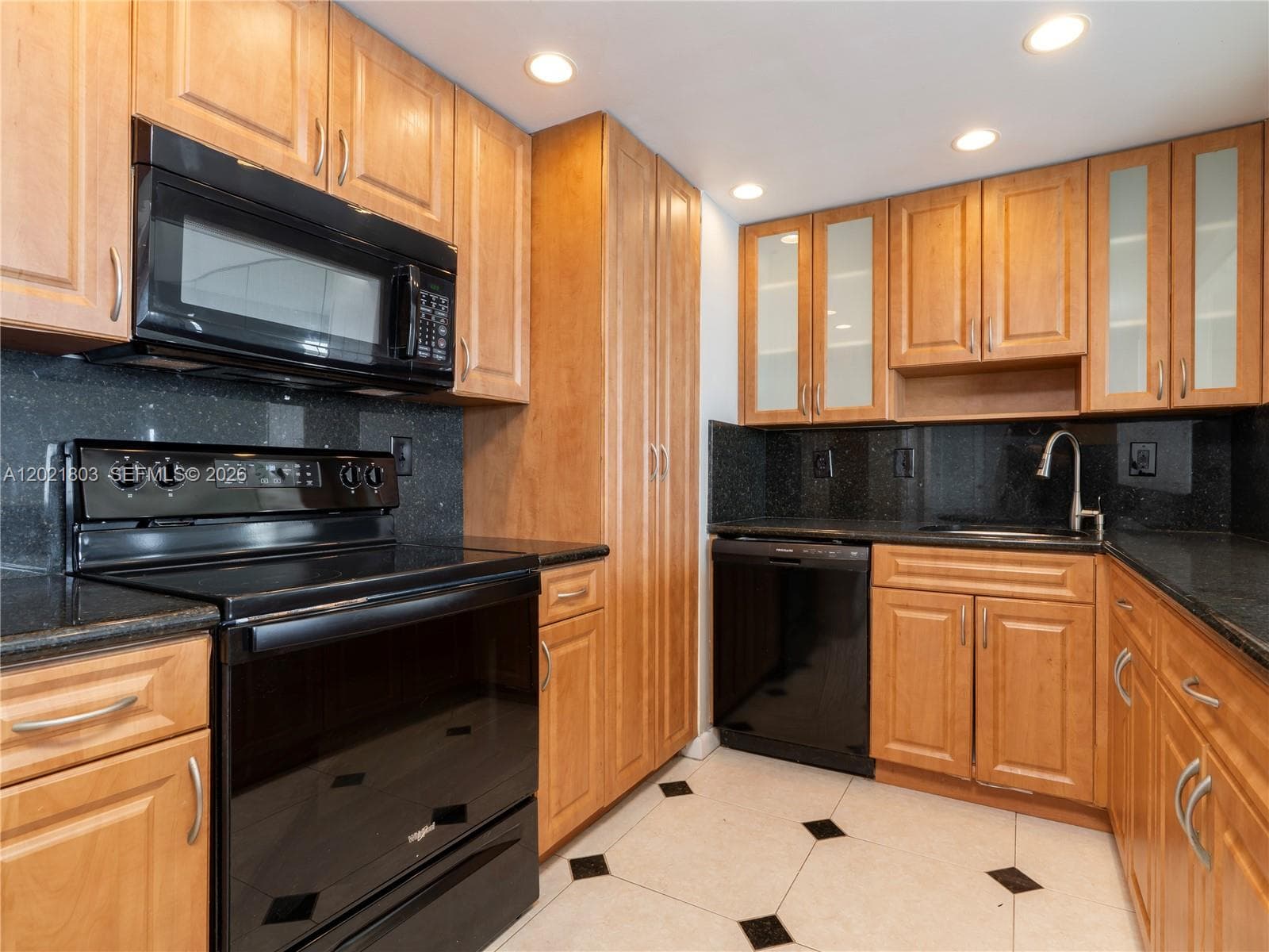 JOCKEY CLUB CONDO · #912 in Miami - Photo 3