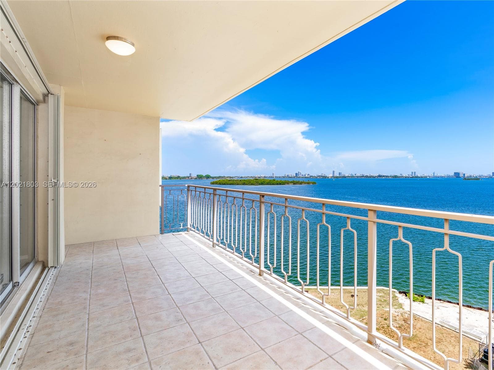 JOCKEY CLUB CONDO · #912 in Miami - Photo 11