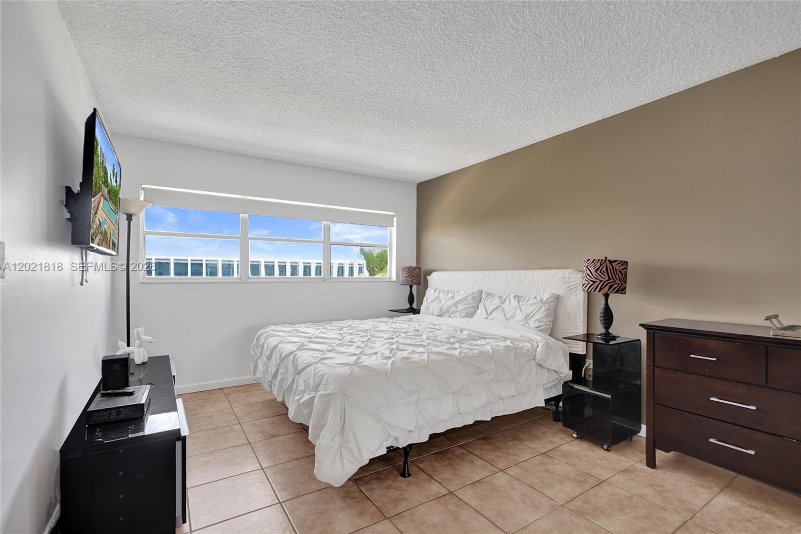 OCTAGON TOWERS I CONDO · #6H in Miami Beach - Photo 16