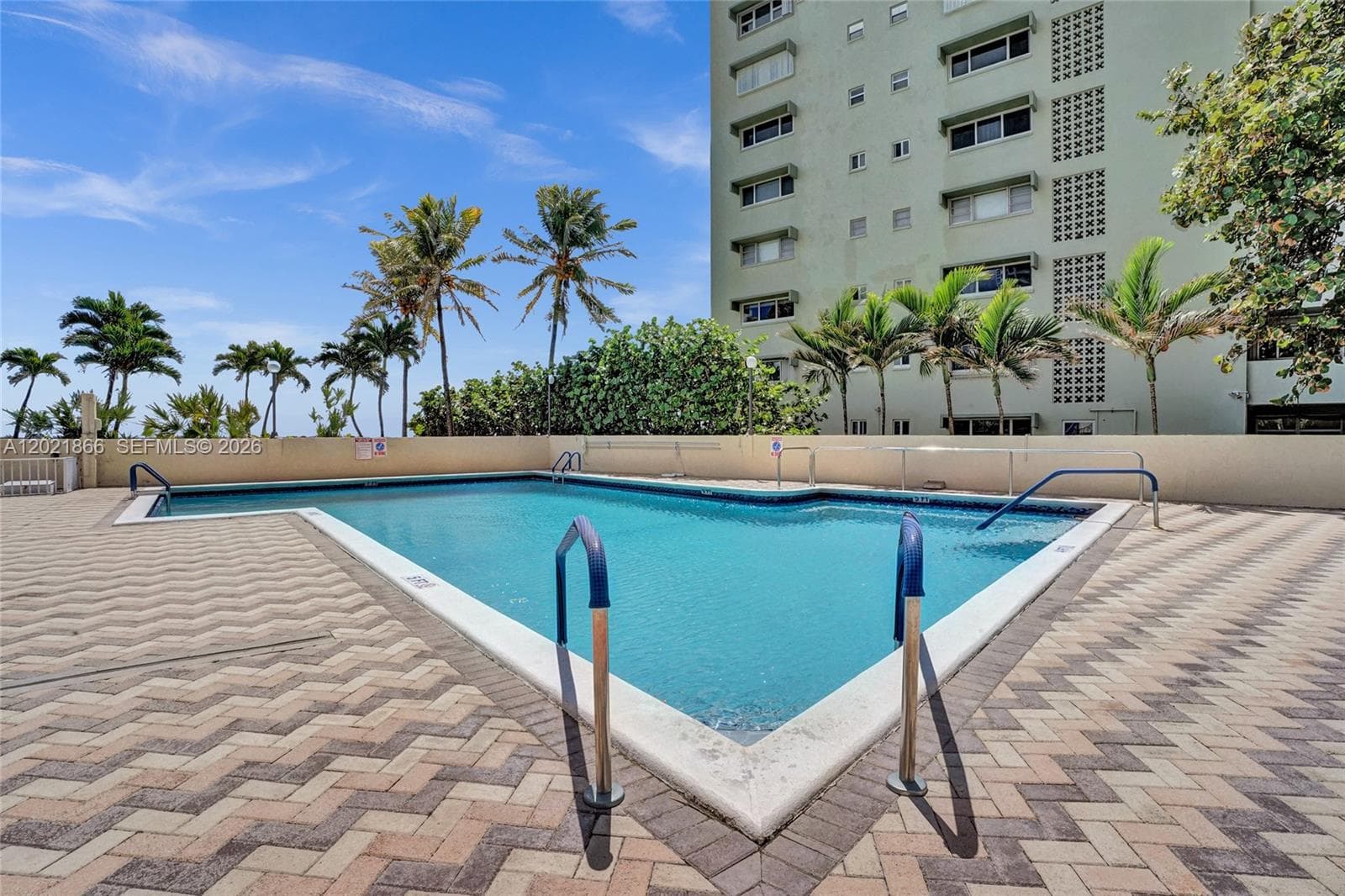 HAMPTON BEACH CLUB · #1012 in Lauderdale By The Sea - Photo 52