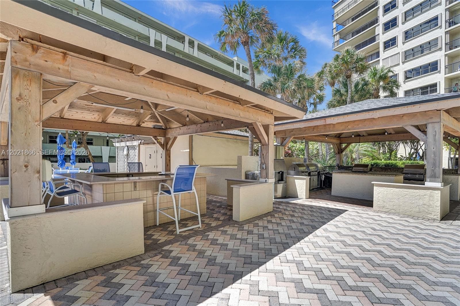 HAMPTON BEACH CLUB · #1012 in Lauderdale By The Sea - Photo 46