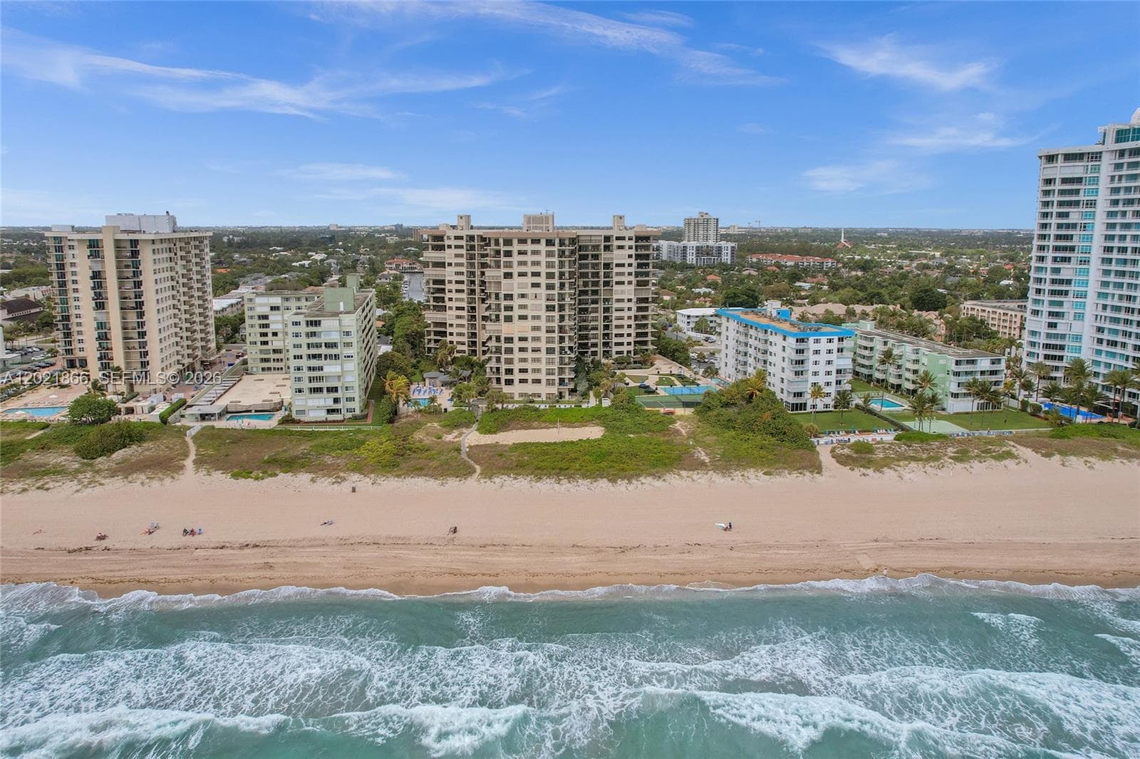 HAMPTON BEACH CLUB · #1012 in Lauderdale By The Sea - Photo 7