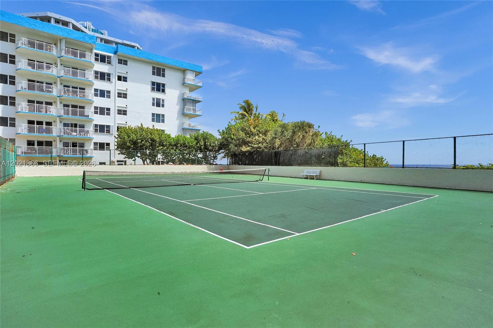 HAMPTON BEACH CLUB · #1012 in Lauderdale By The Sea - Photo 36