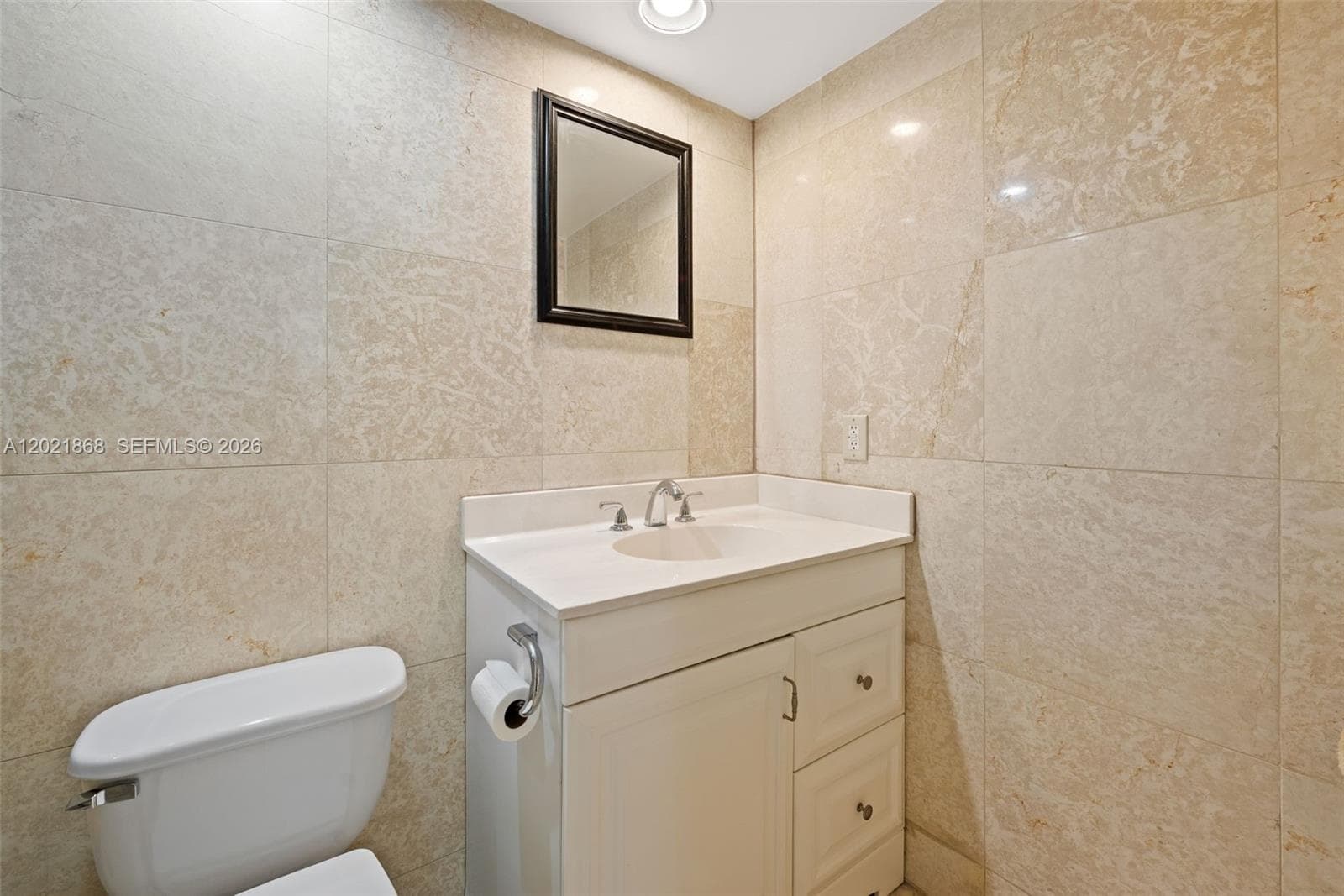 RESIDENCES ON HOLLYWOOD B · #119 in Hollywood - Photo 10