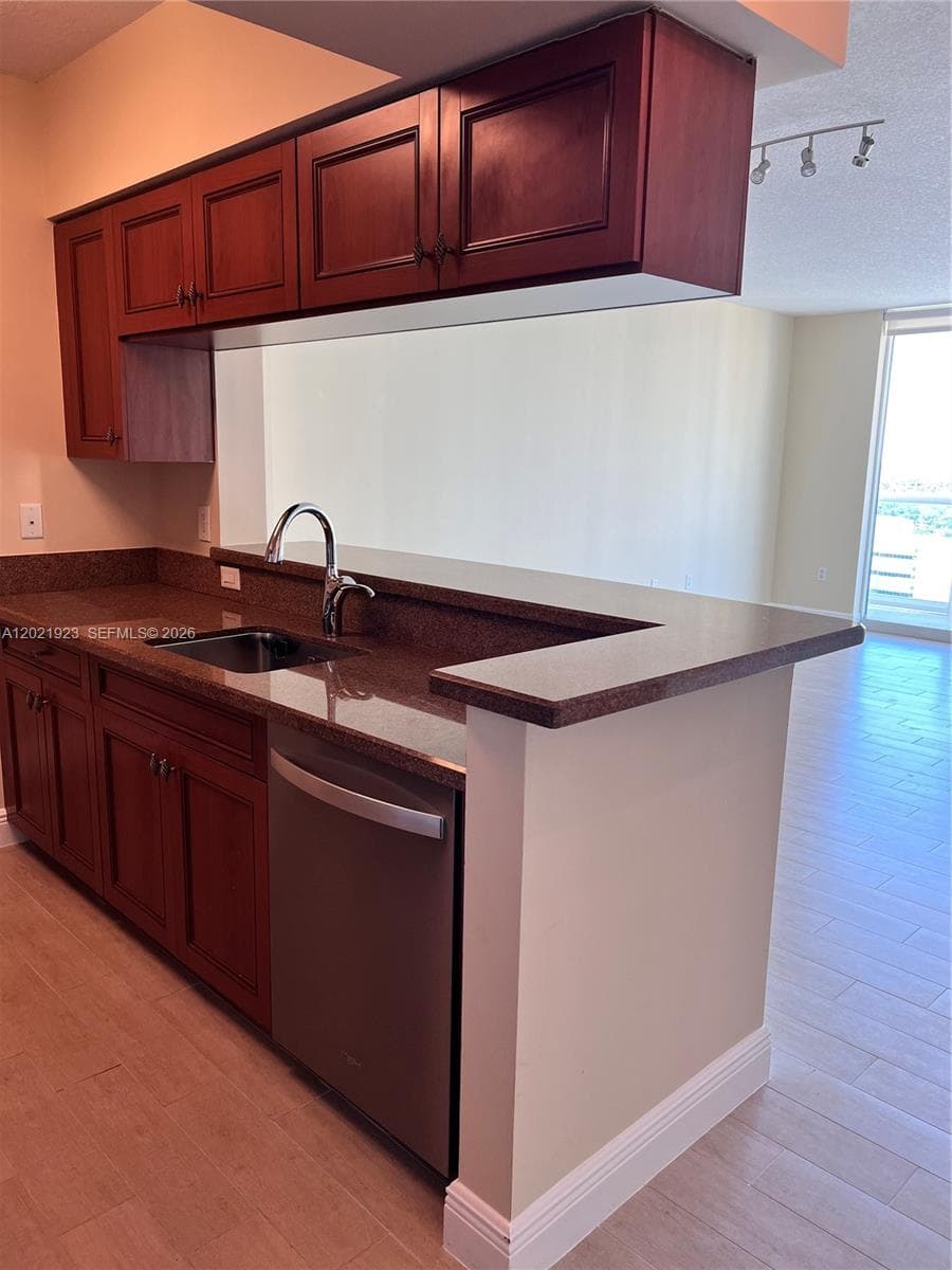 Watergarden · #2206 in Fort Lauderdale - Photo 3