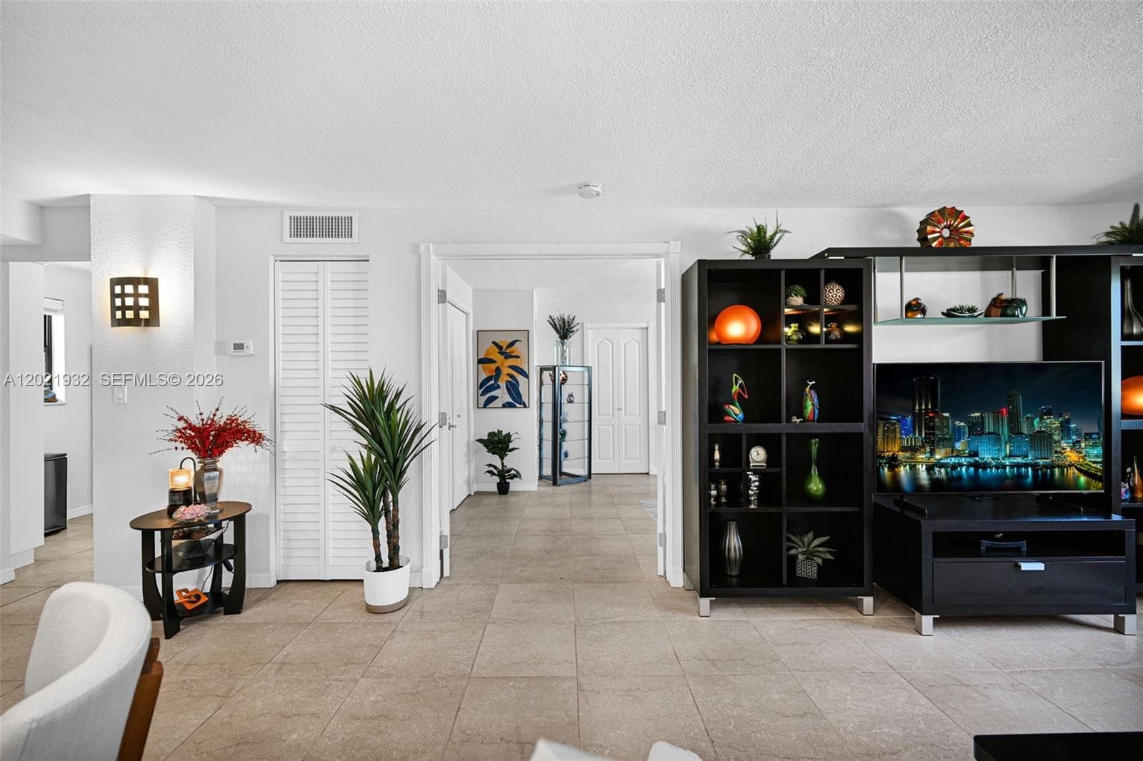 COLLINS PLAZA CONDO · #403 in Miami Beach - Photo 6