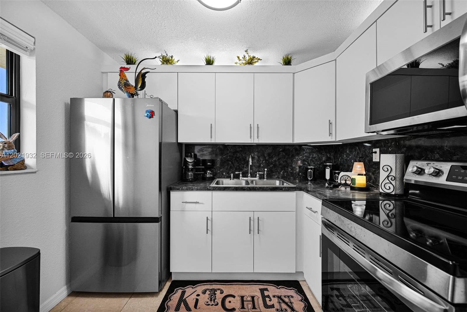 COLLINS PLAZA CONDO · #403 in Miami Beach - Photo 10