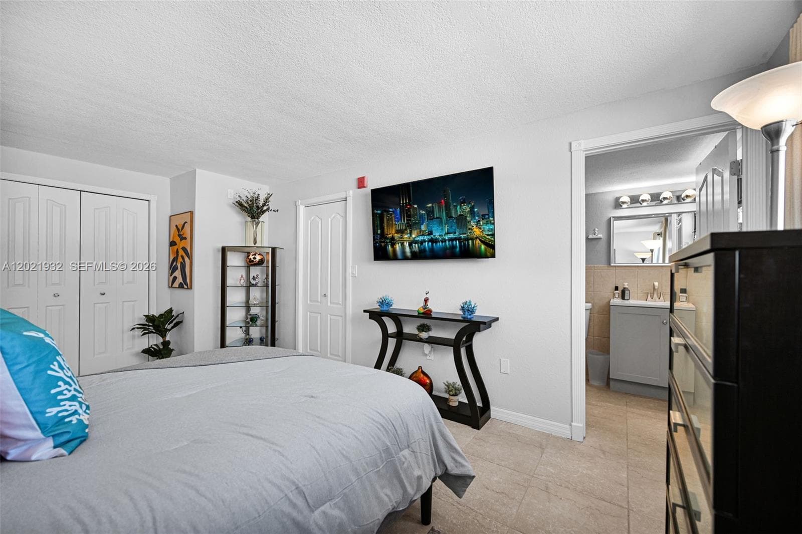 COLLINS PLAZA CONDO · #403 in Miami Beach - Photo 19