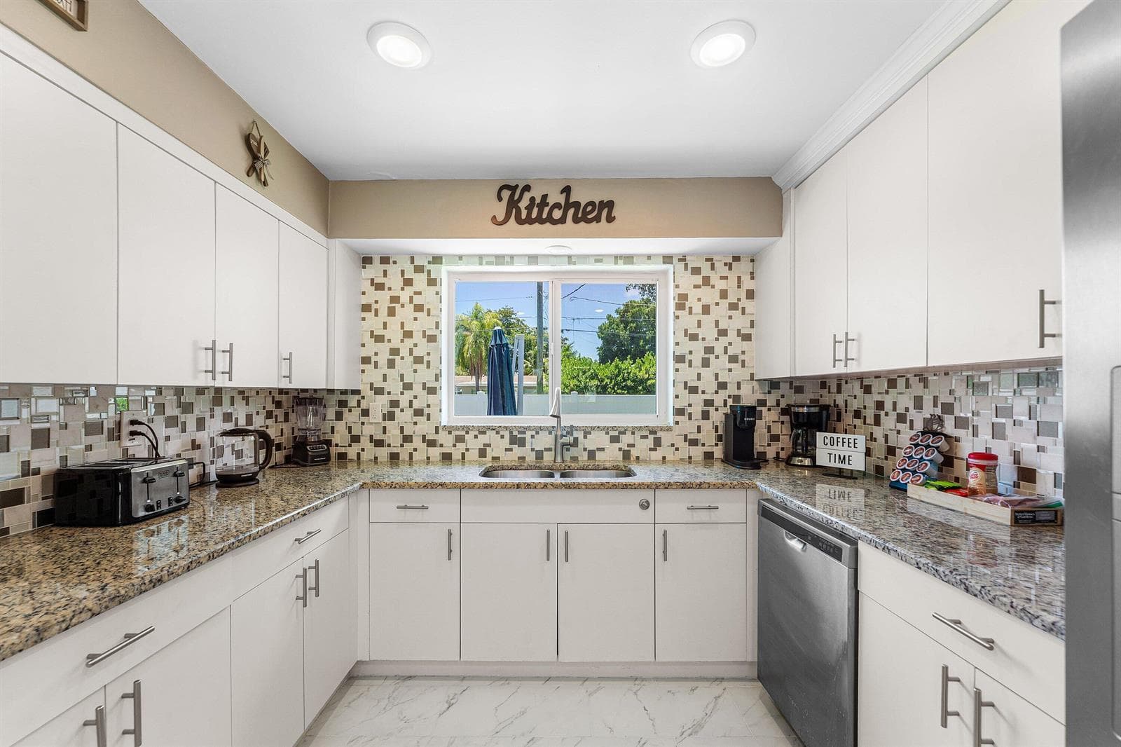 015-214Southeast5thStreet-DaniaBeach-FL-