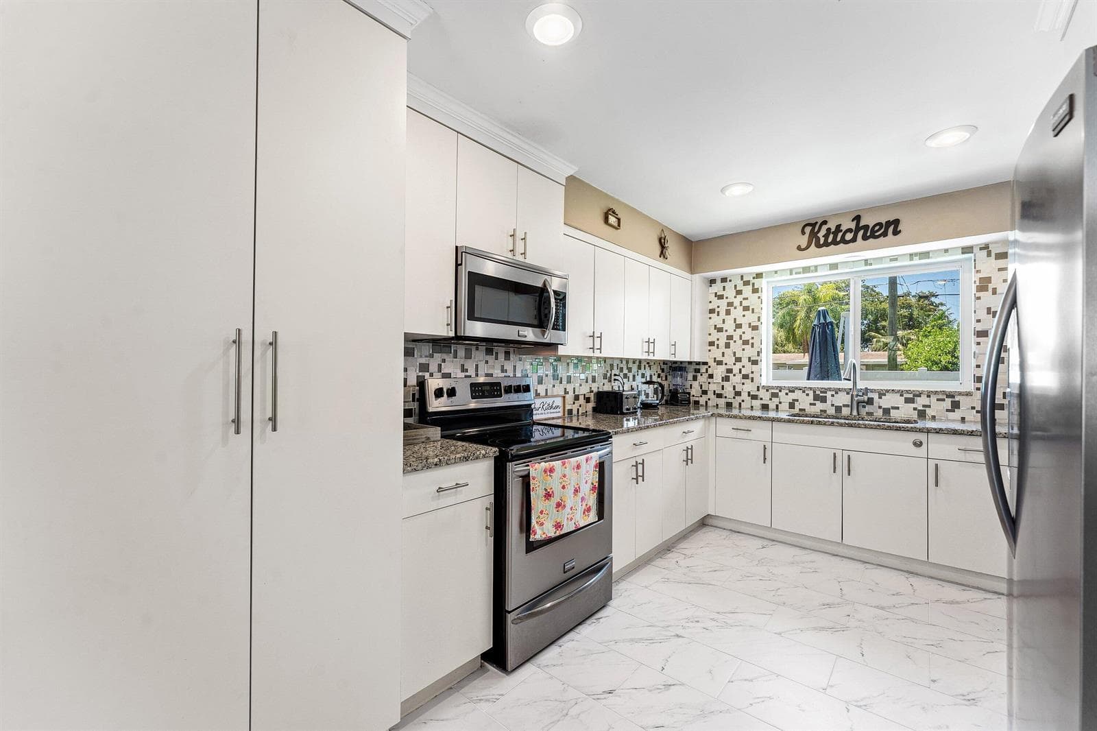 011-214Southeast5thStreet-DaniaBeach-FL-