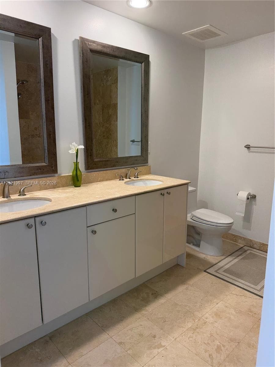 Duo Condominium · #2404E in Hallandale Beach - Photo 13