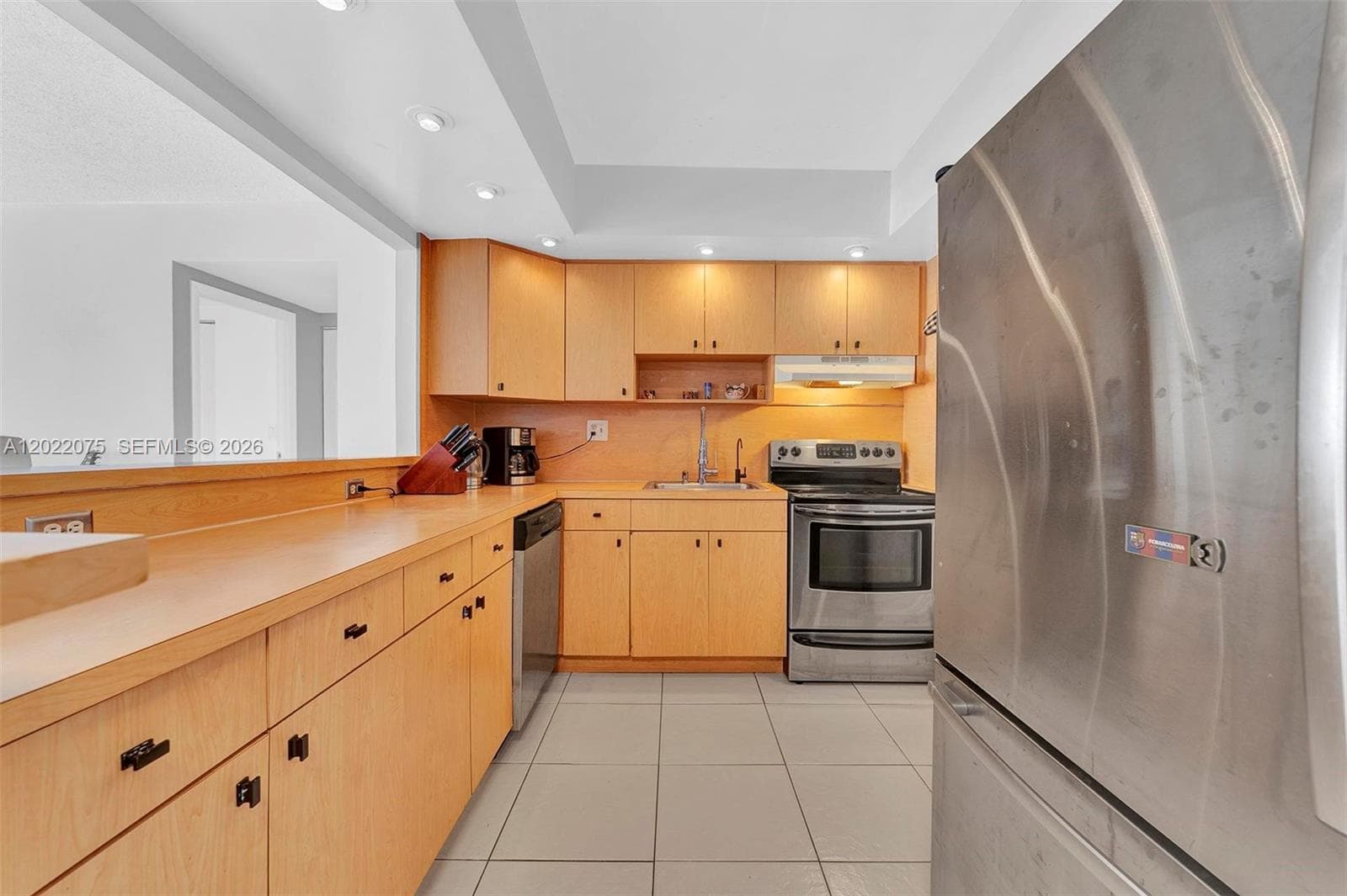 OLYMPUS CONDO PHASE · #1615 in Hallandale Beach - Photo 9