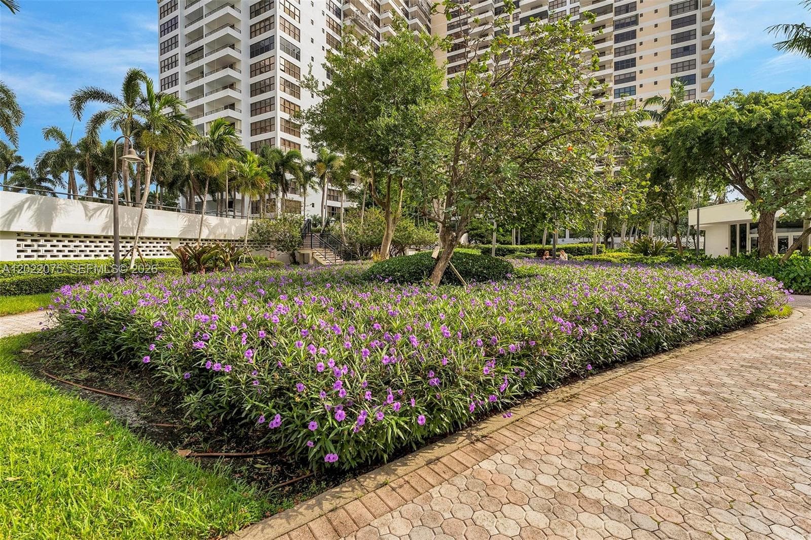 OLYMPUS CONDO PHASE · #1615 in Hallandale Beach - Photo 41