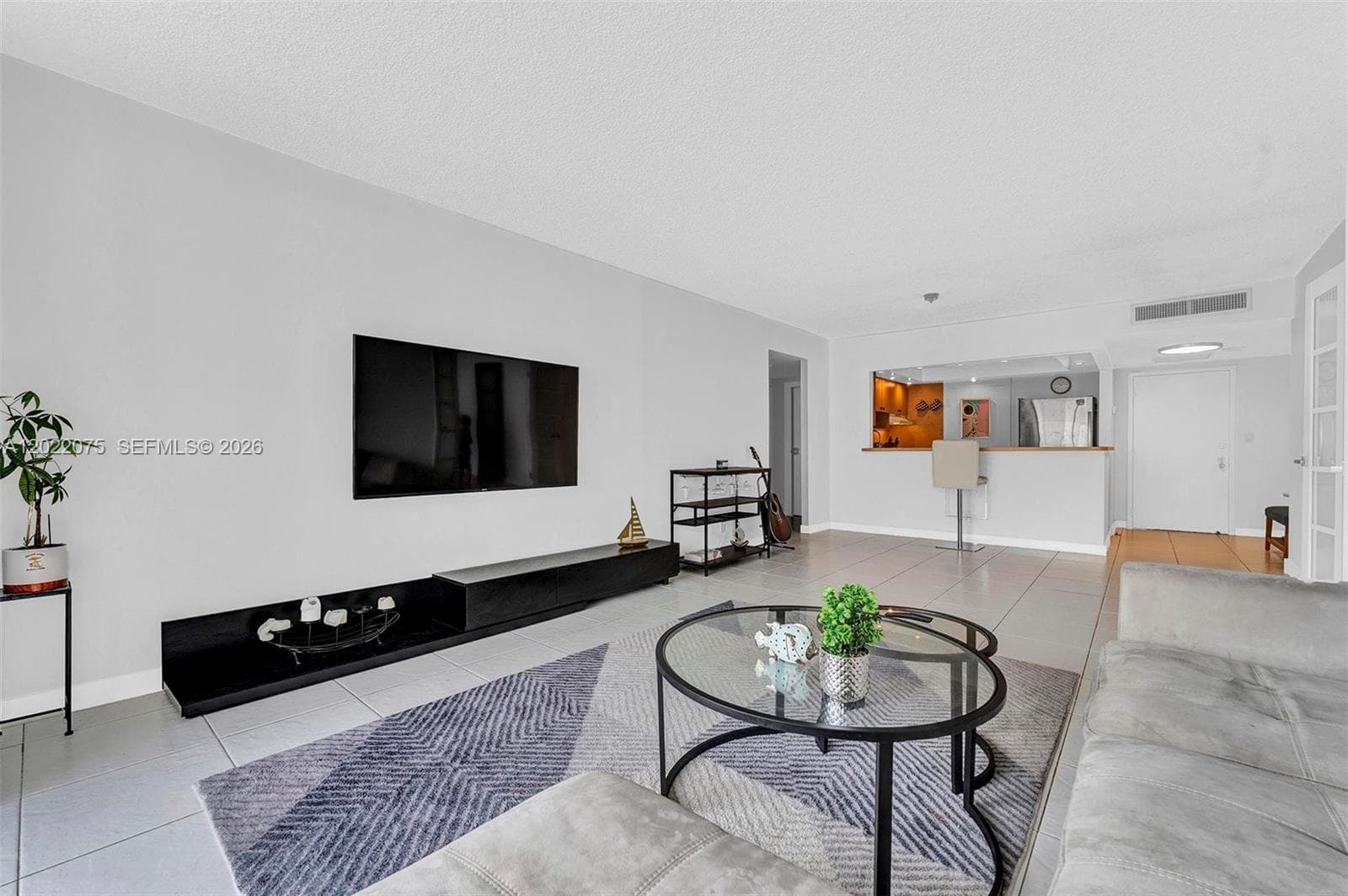OLYMPUS CONDO PHASE · #1615 in Hallandale Beach - Photo 4